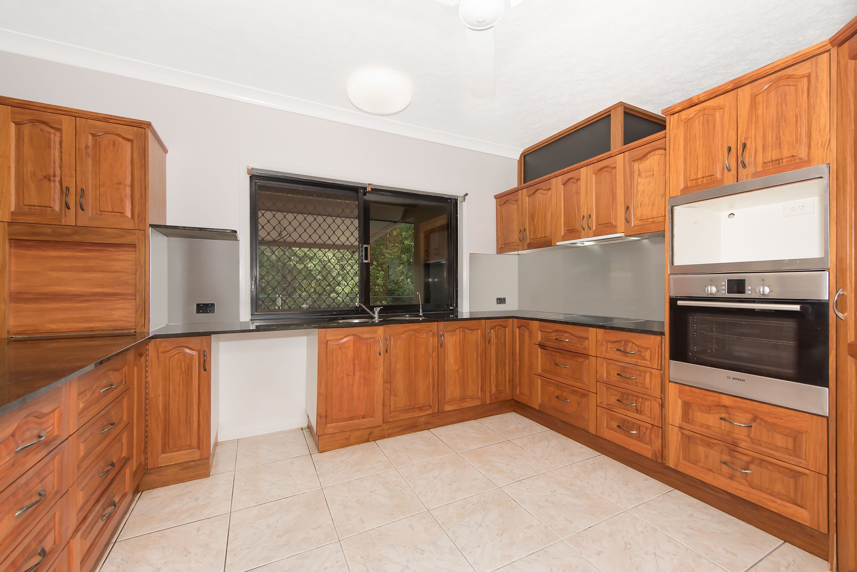 5 Armidale Court, Douglas QLD 4814, Douglas - Thumbnail 4