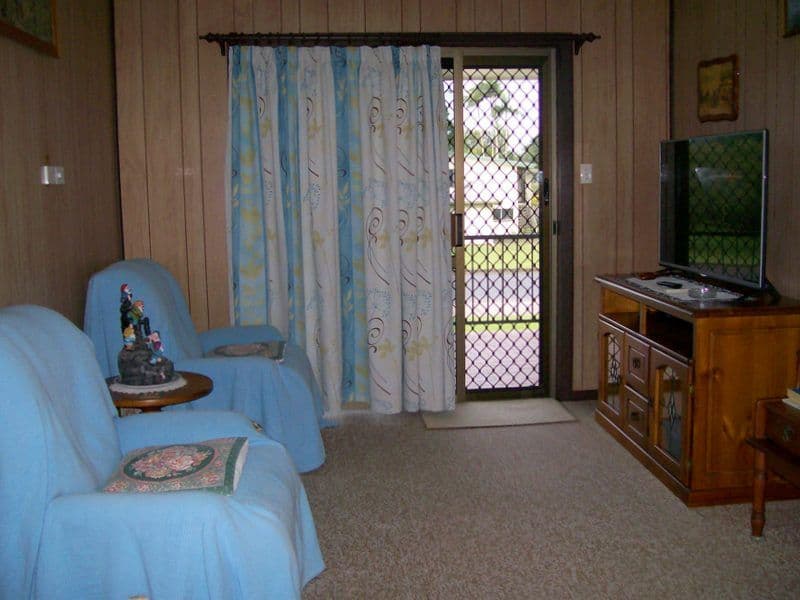 74 Maple Street, Goondi Bend QLD 4860, Goondi Bend - Thumbnail 7