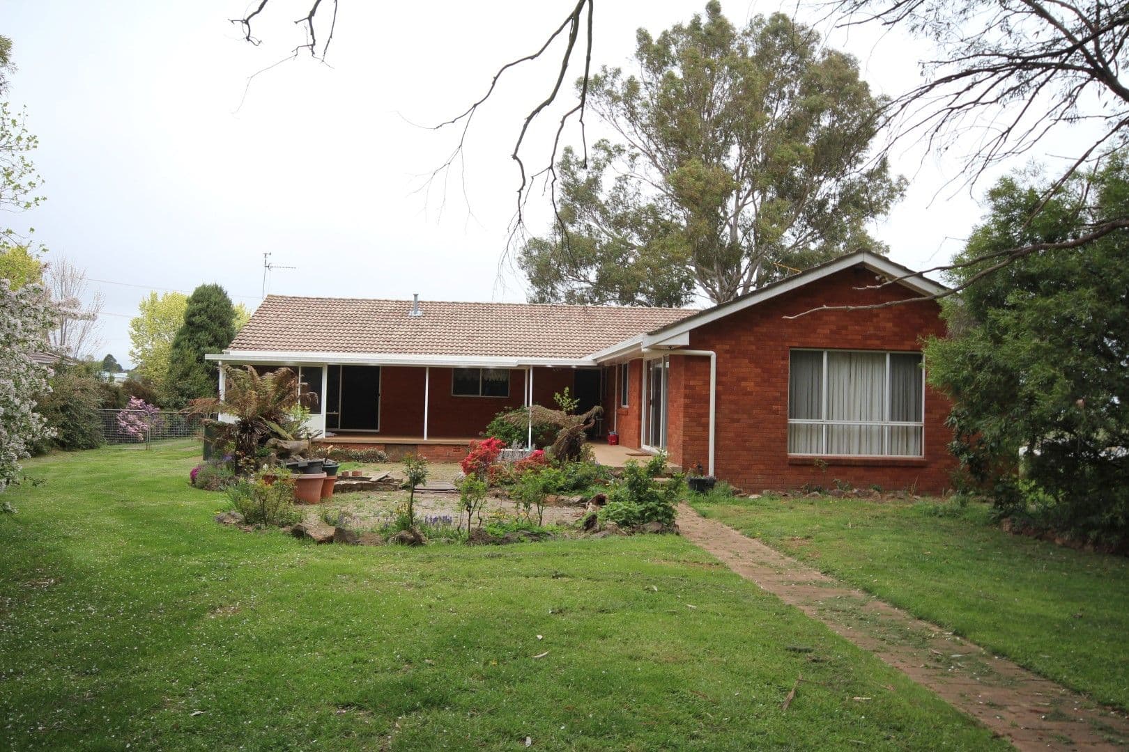 22 Springfield Street, Oberon - Image 1