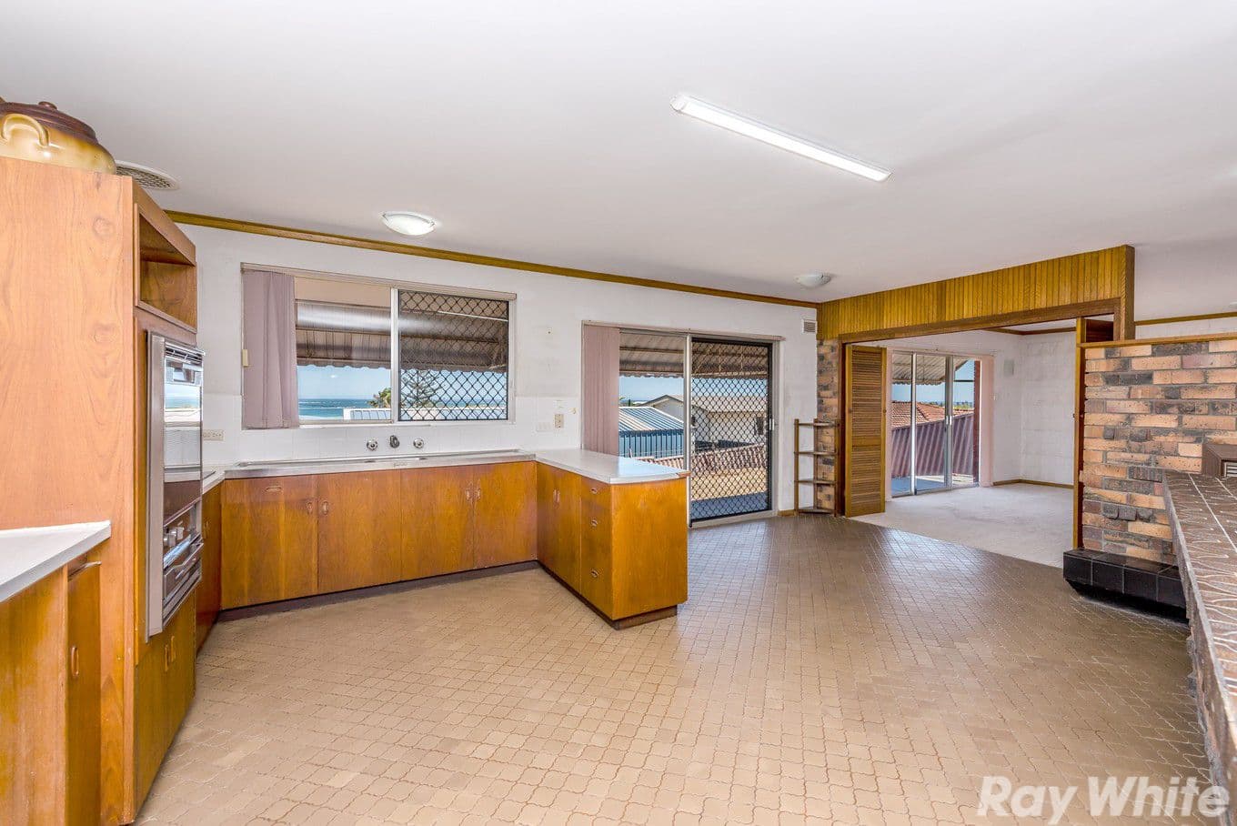 5 Ashton Close, Mount Tarcoola WA 6530, Mount Tarcoola - Image 1