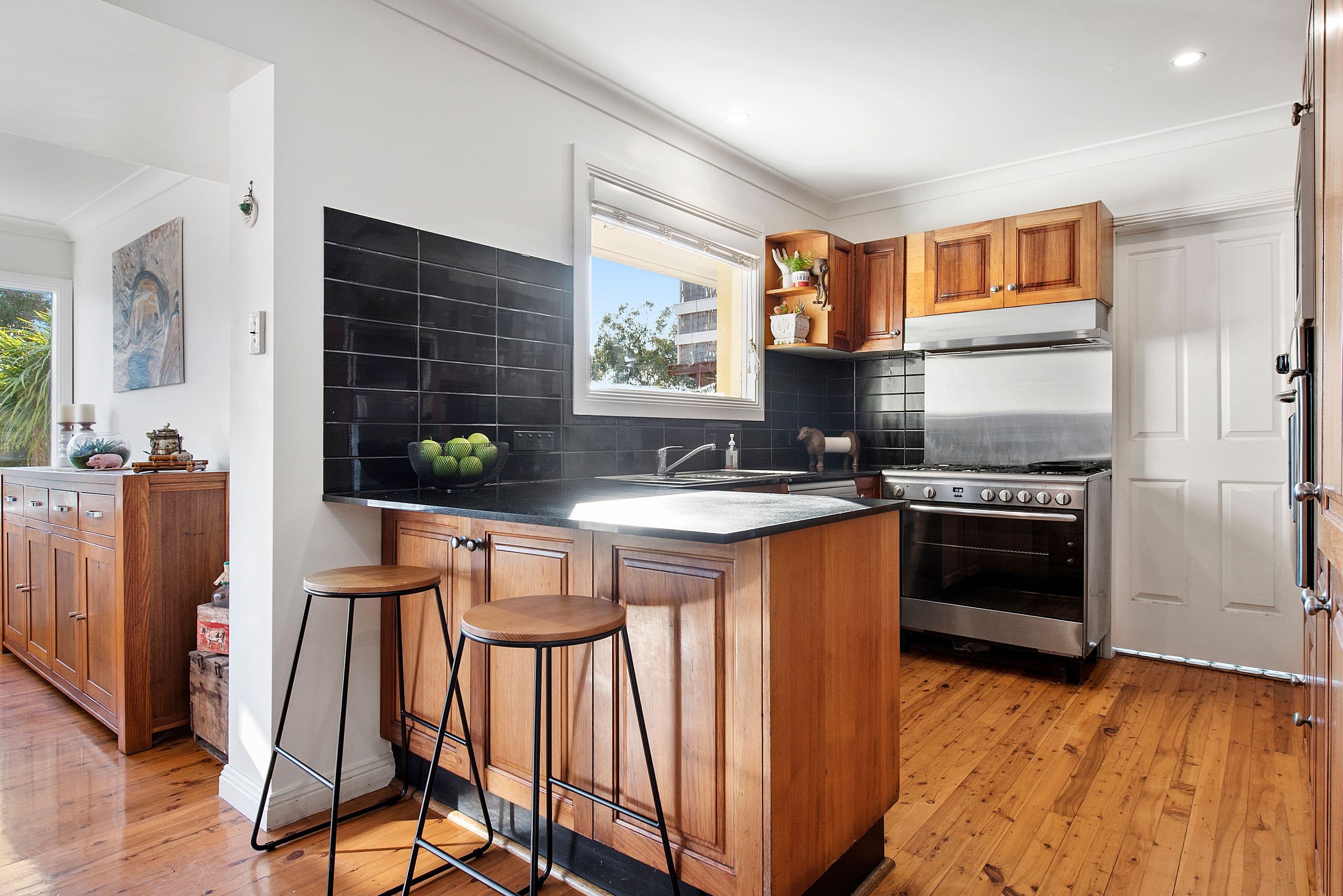 54 Ulolo Avenue, Hornsby Heights - Thumbnail 3