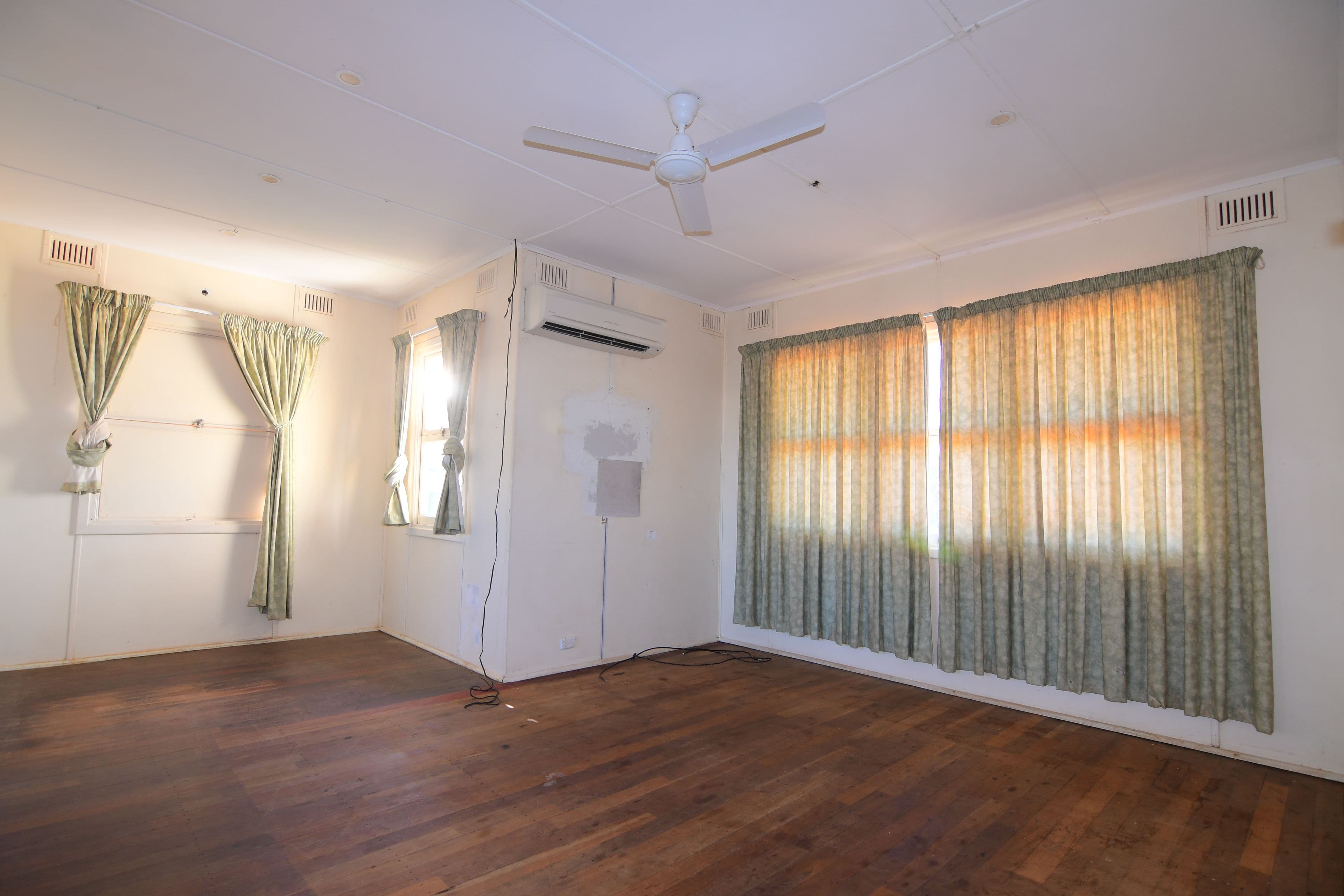 31 Dempster Road, Carnarvon WA 6701, Carnarvon - Thumbnail 2