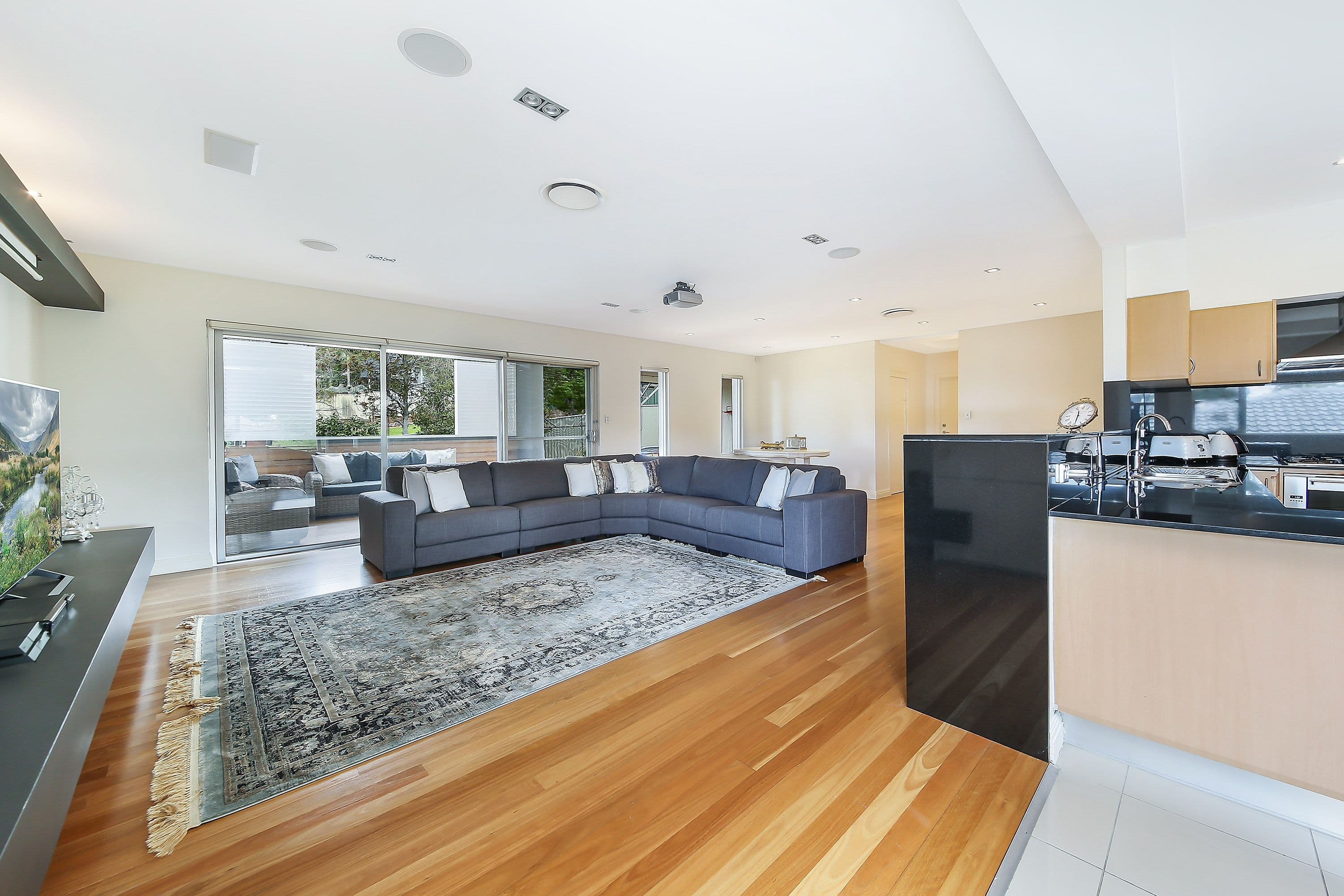 34 Suva Crescent, Greenacre - Thumbnail 4