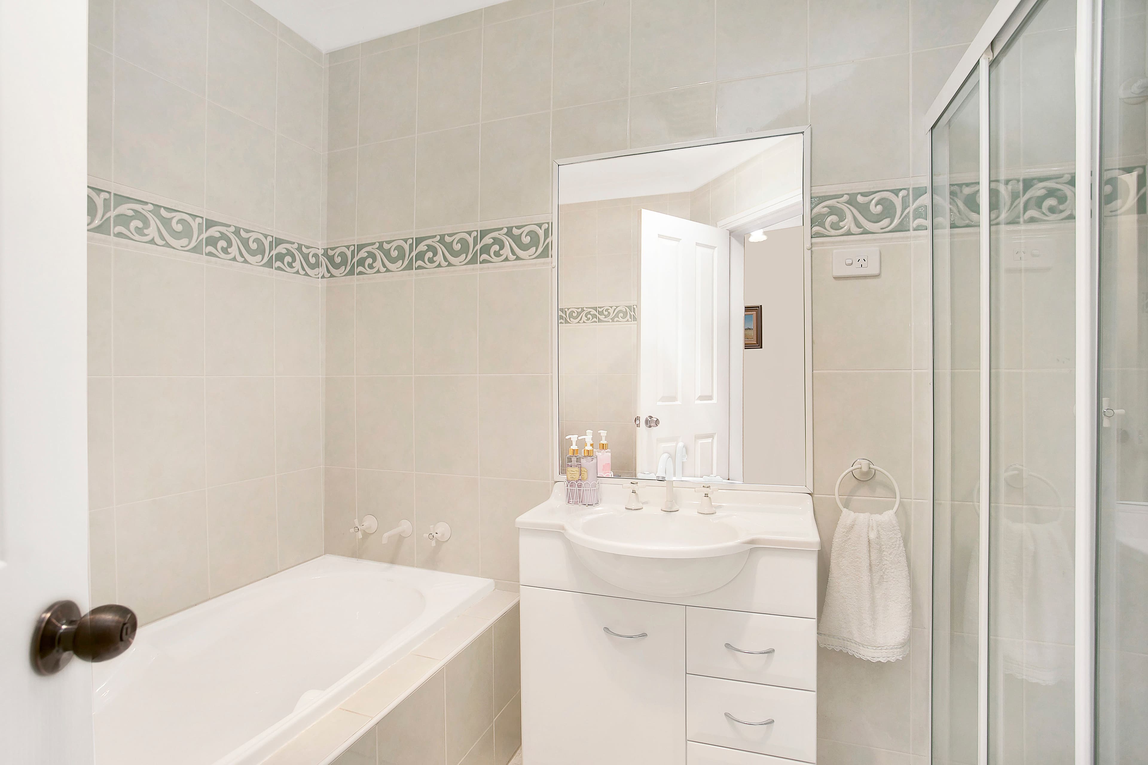 31 Holt Street, North Ryde NSW 2113, North Ryde - Thumbnail 2