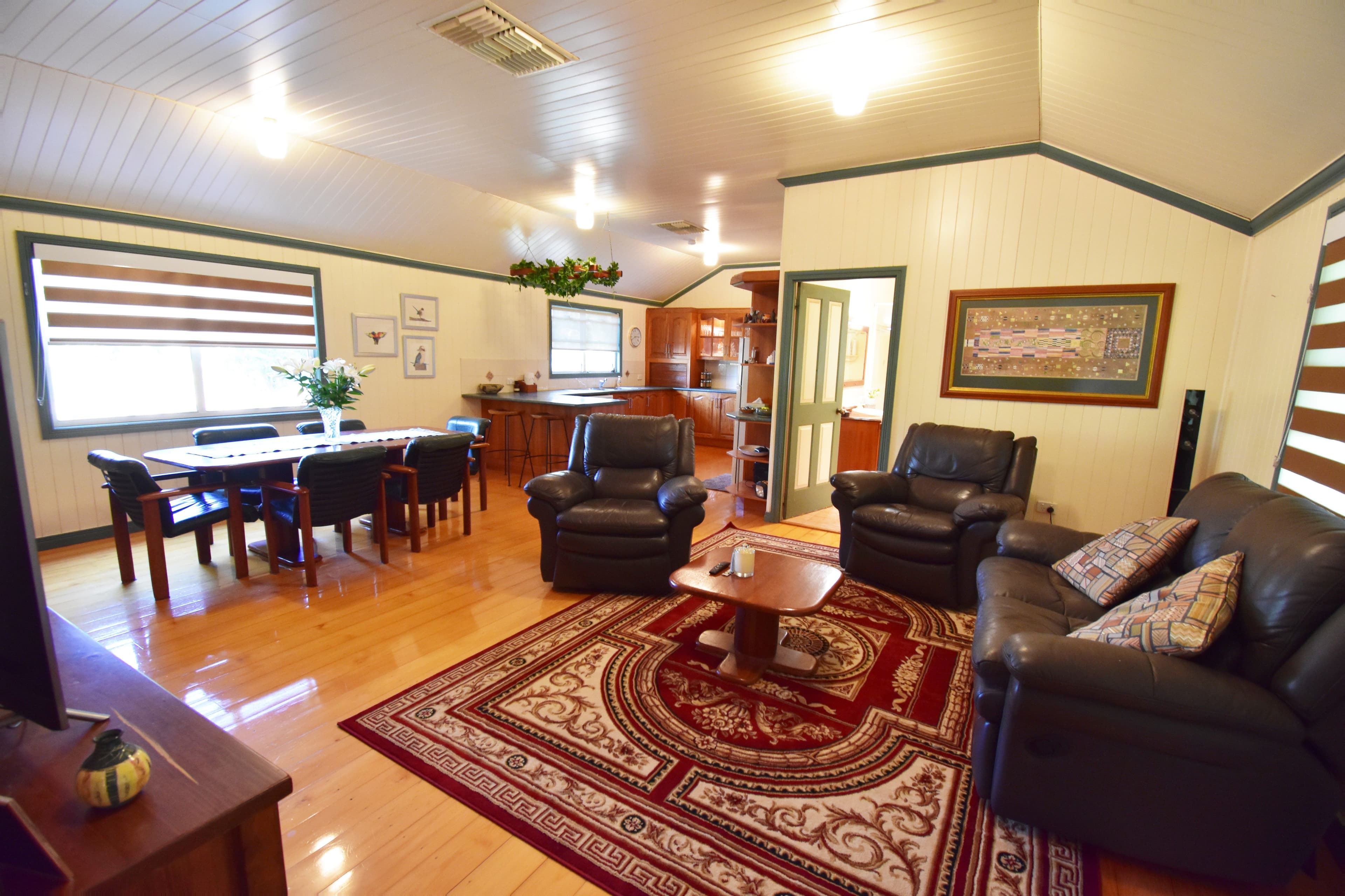 127 Myall Street, Barcaldine QLD 4725, Barcaldine - Thumbnail 2