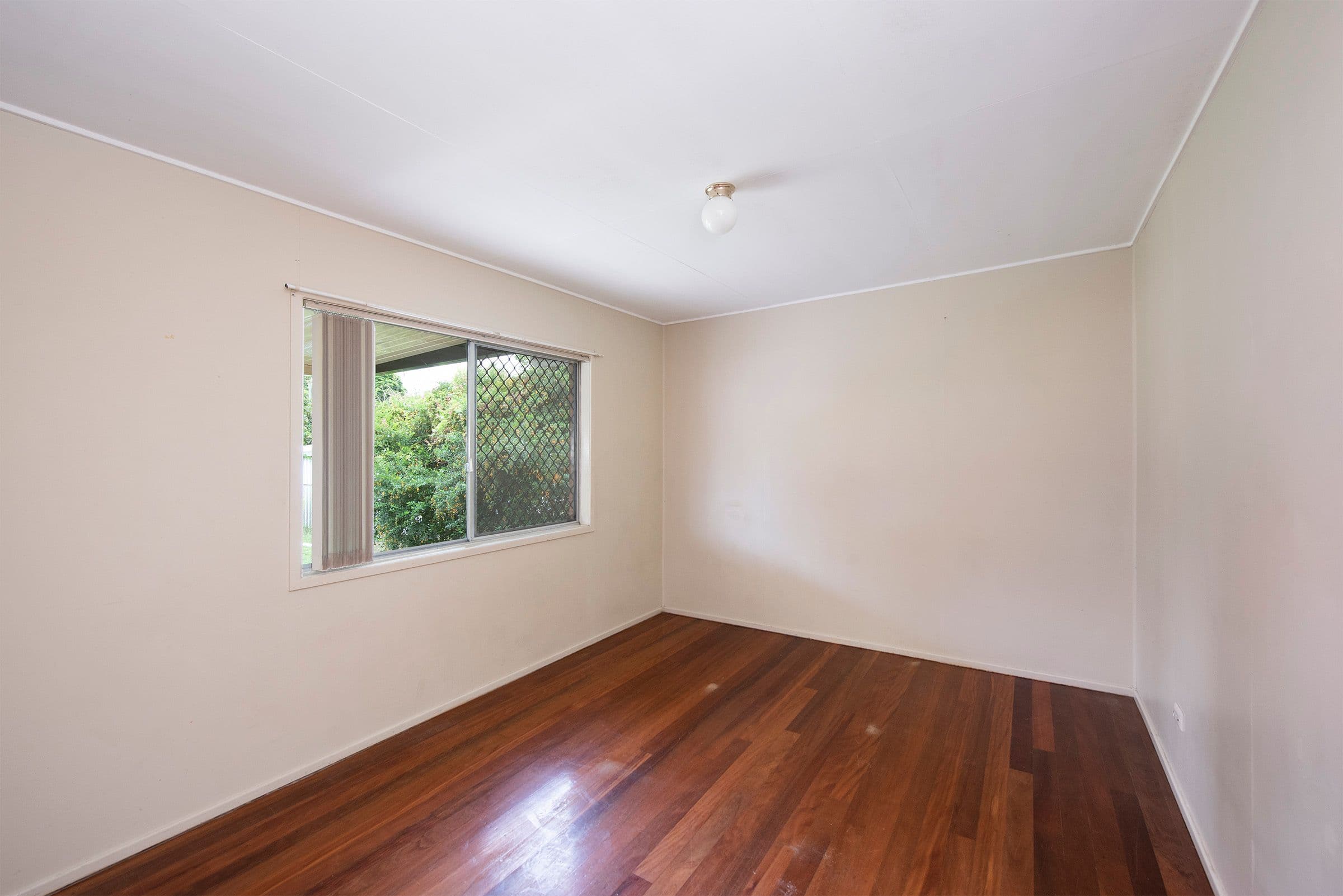 60 Ellen Street, Kingston QLD 4114, Kingston - Thumbnail 5