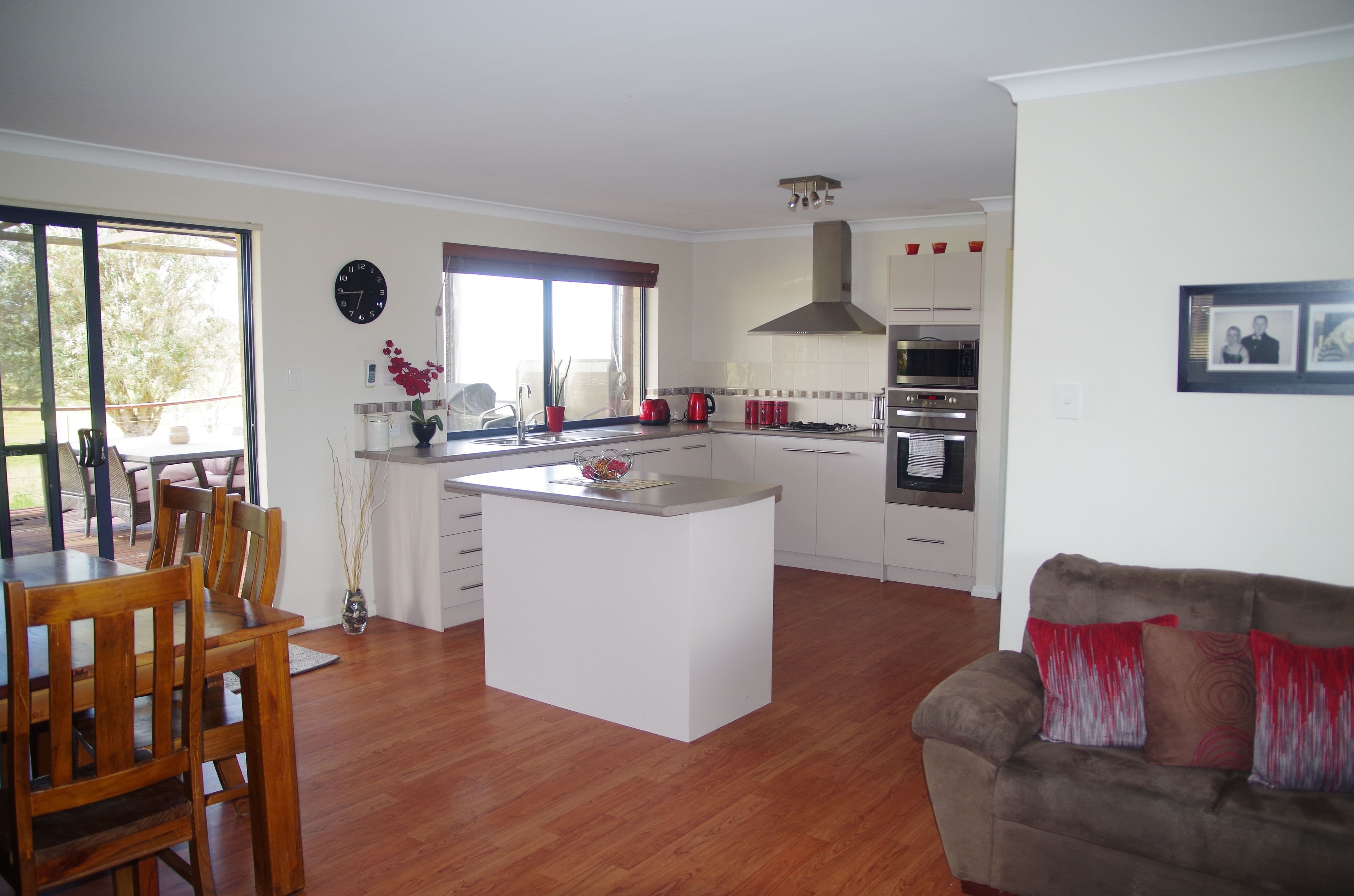 196 Jackson Road, Narrikup WA 6326, Narrikup - Thumbnail 3