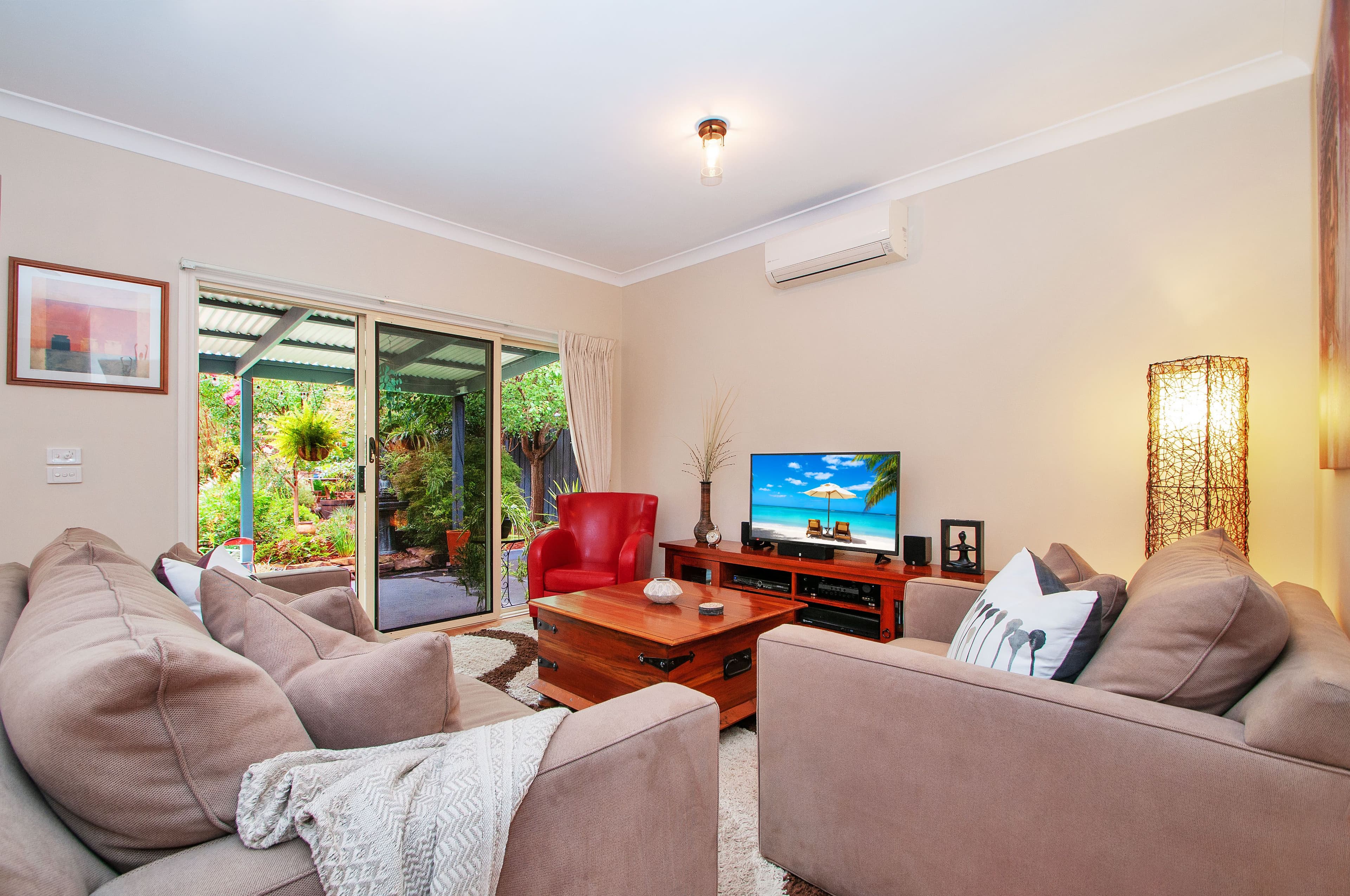 20 Chatswood Grove, Chirnside Park VIC 3116, Chirnside Park - Thumbnail 2