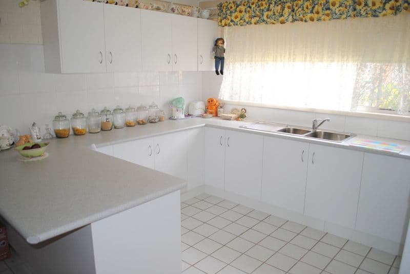 28 Belgravia Street, Moree NSW 2400, Moree - Thumbnail 3