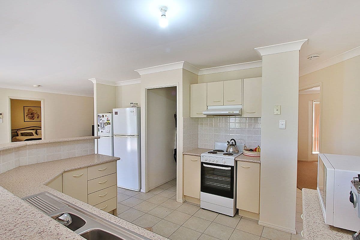 5 Barry Wallace Place, Churchill QLD 4305, Churchill - Image 1