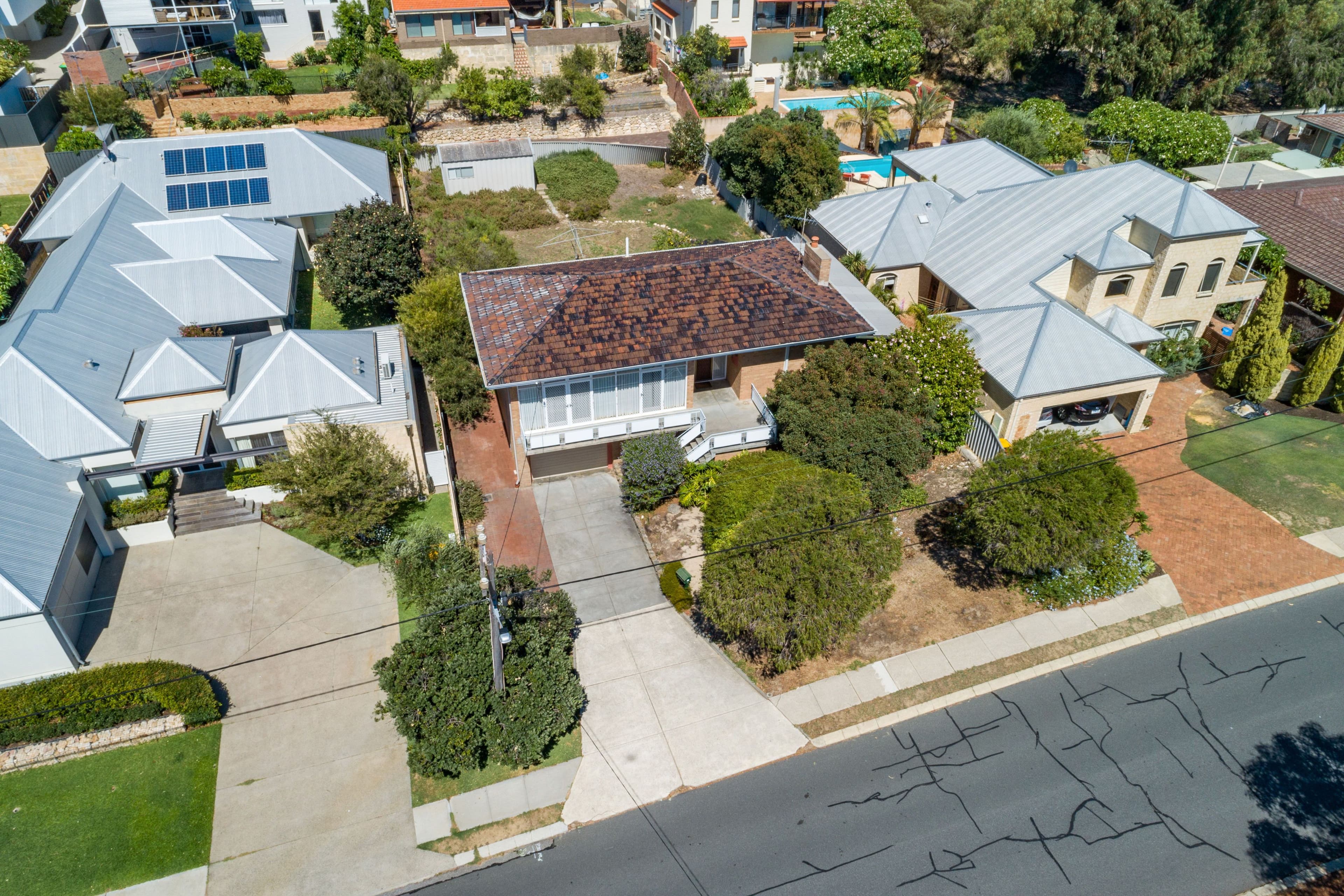 44 Robin Avenue, Sorrento WA 6020, Sorrento - Thumbnail 5