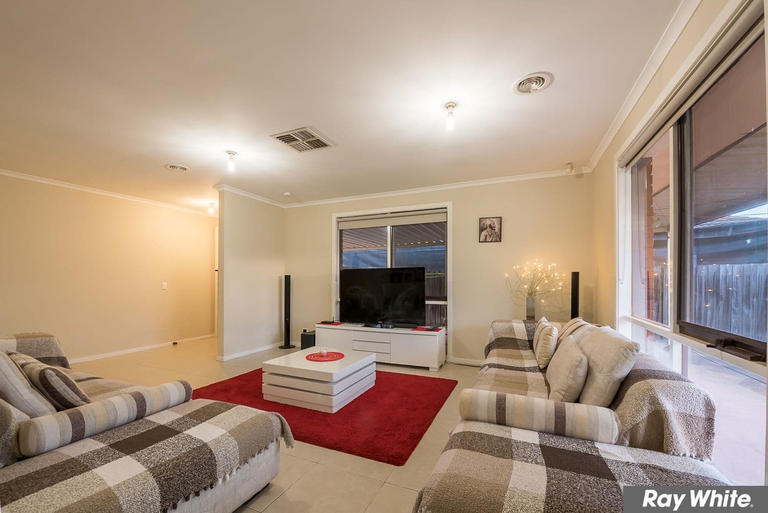 2 Pioneer Court, Werribee VIC 3030, Werribee - Thumbnail 3