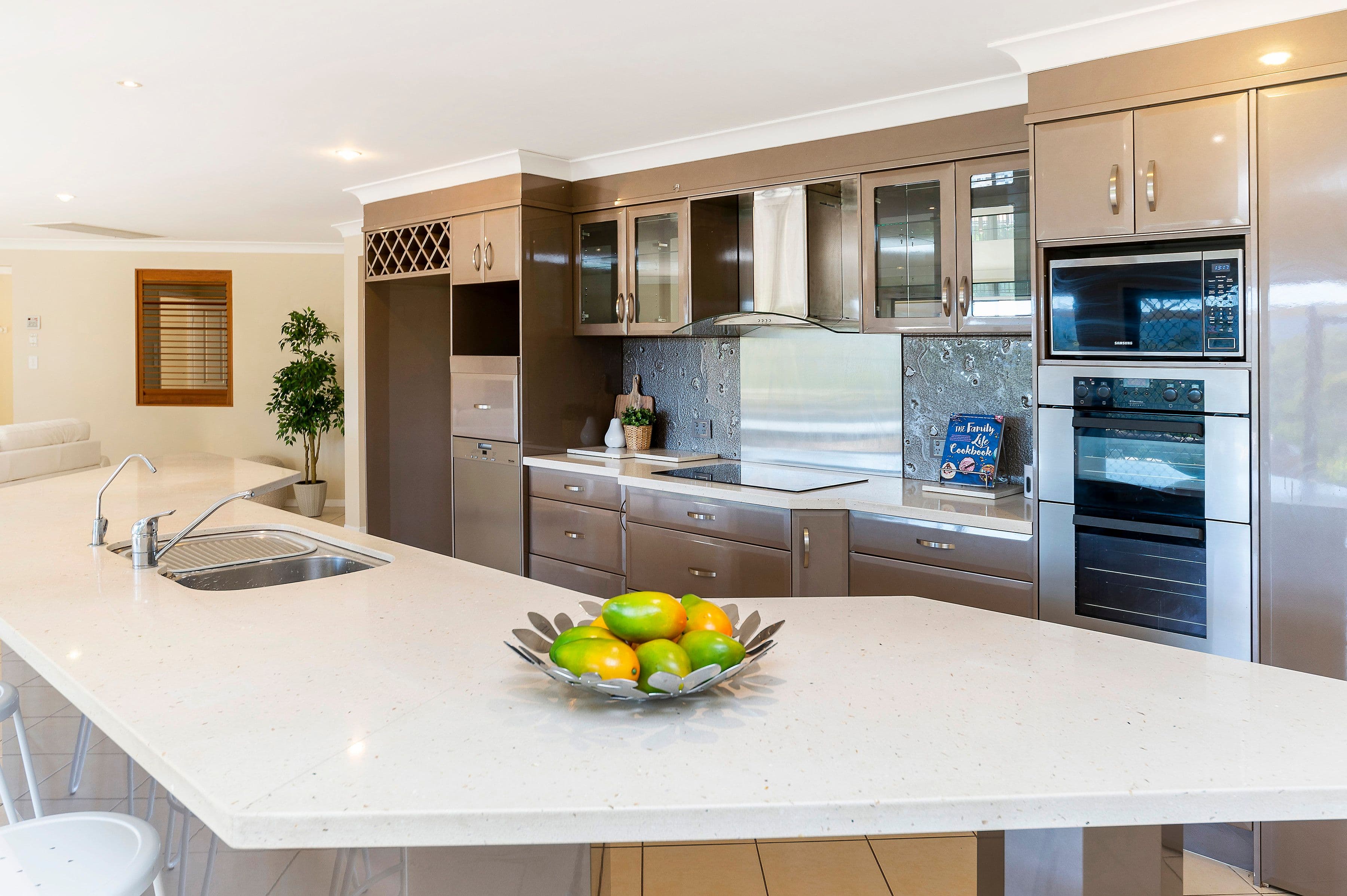 57 Walter Court, Wongawallan QLD 4210, Wongawallan - Thumbnail 3