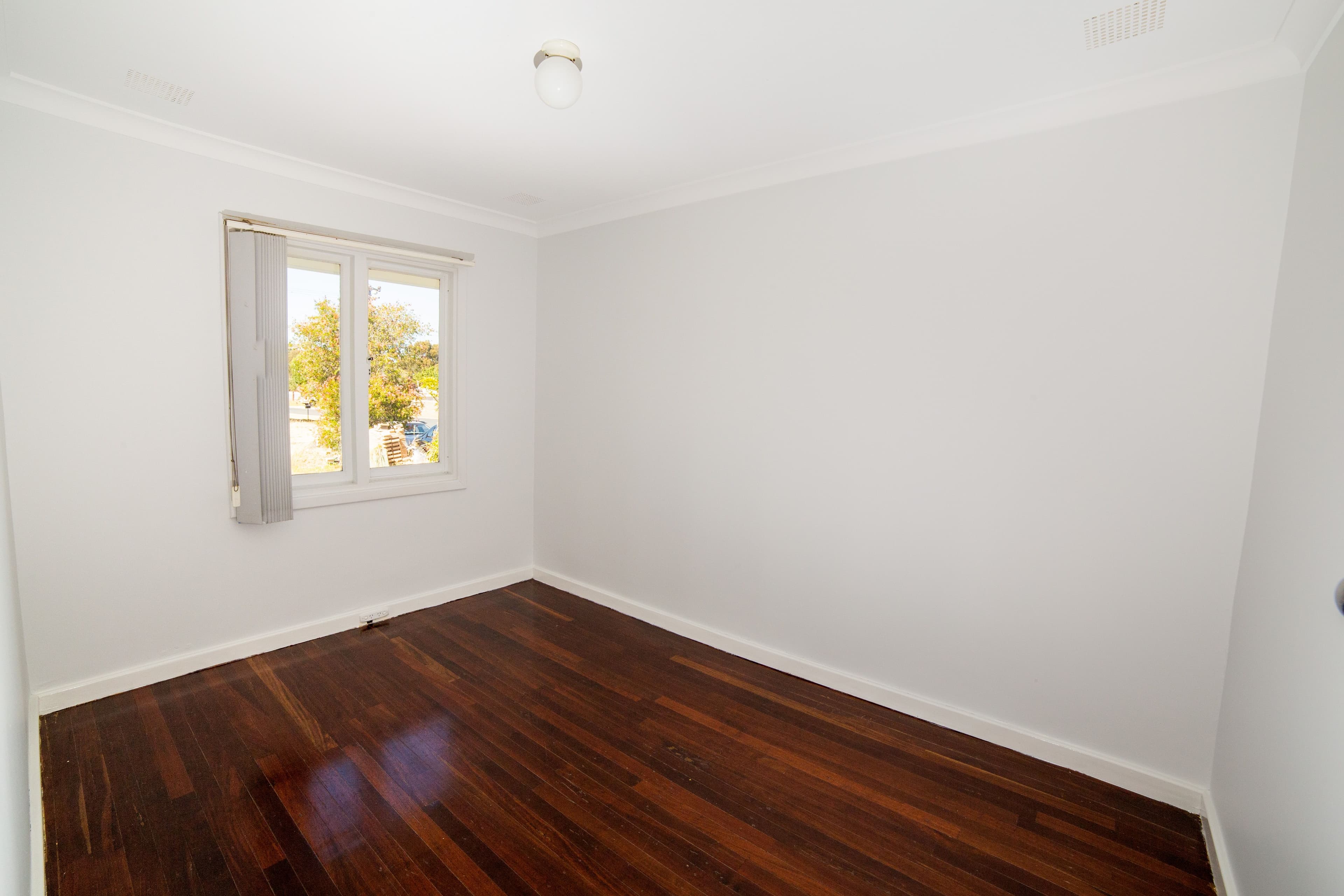 21 Gummow Way, Girrawheen WA 6064, Girrawheen - Thumbnail 4