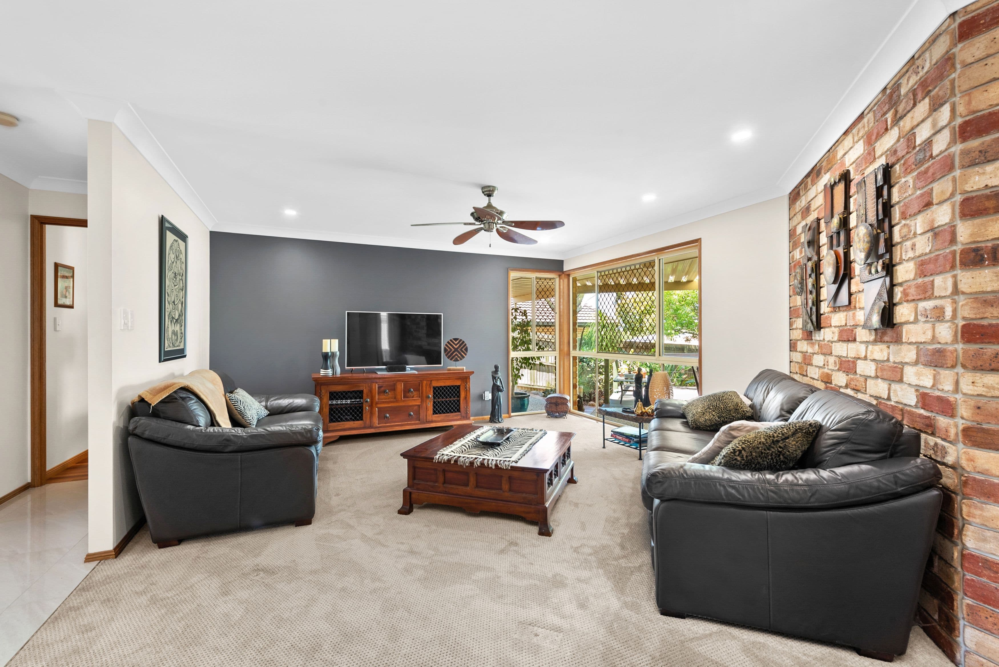 22 Lapwing Crescent, Mango Hill QLD 4509, Mango Hill - Thumbnail 2