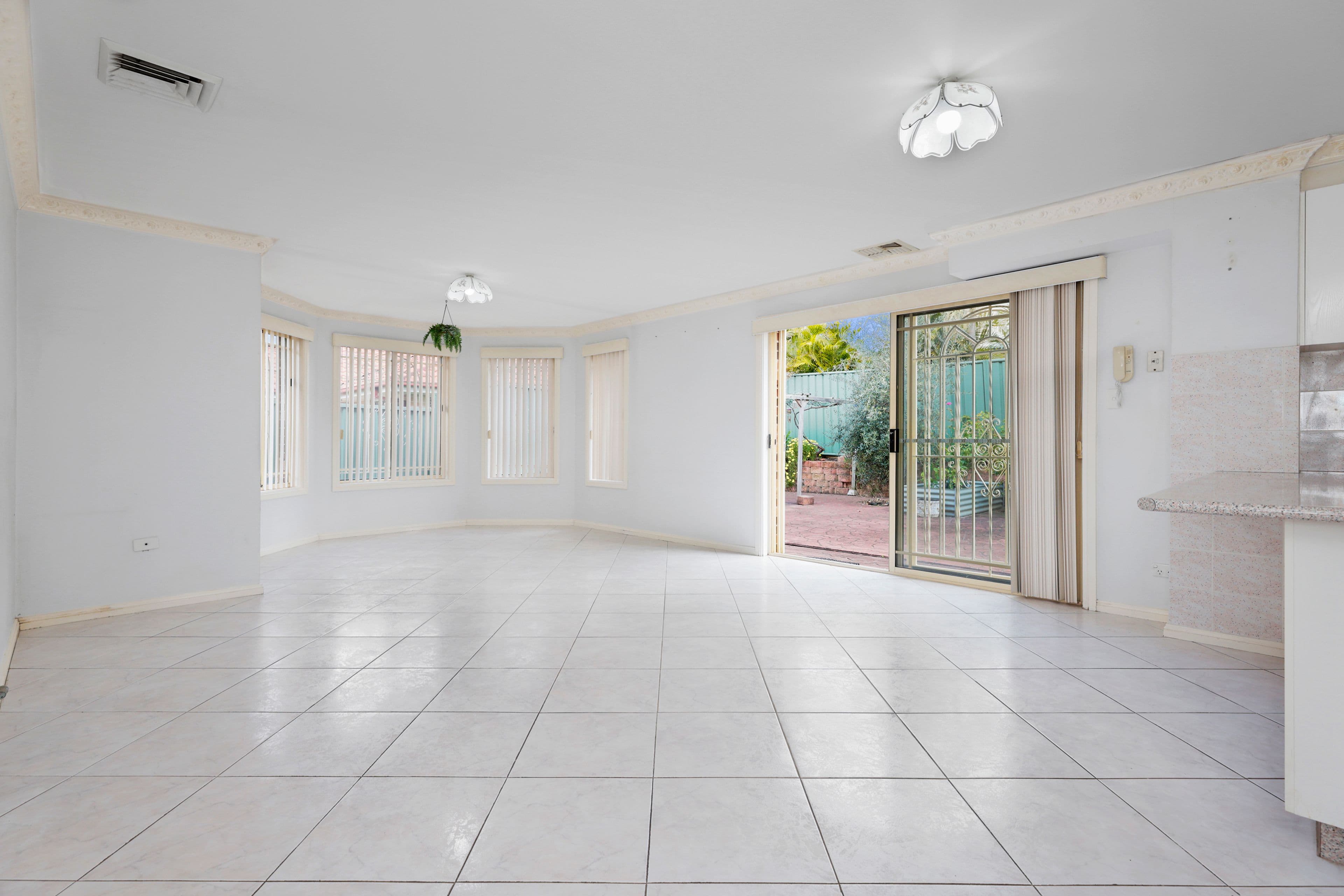 15 Denya Close, Glenmore Park NSW 2745, Glenmore Park - Thumbnail 4