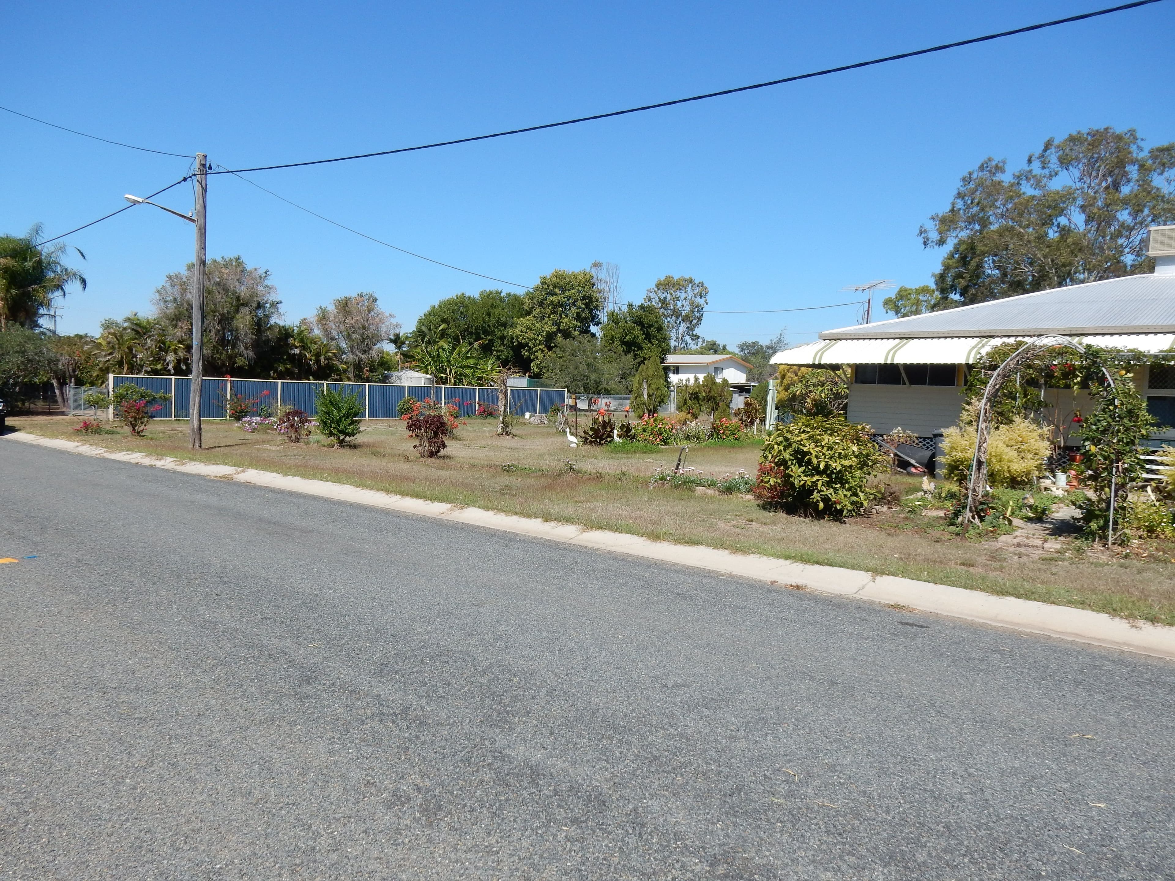 16 Warren Street, Goovigen QLD 4702, Goovigen - Thumbnail 3