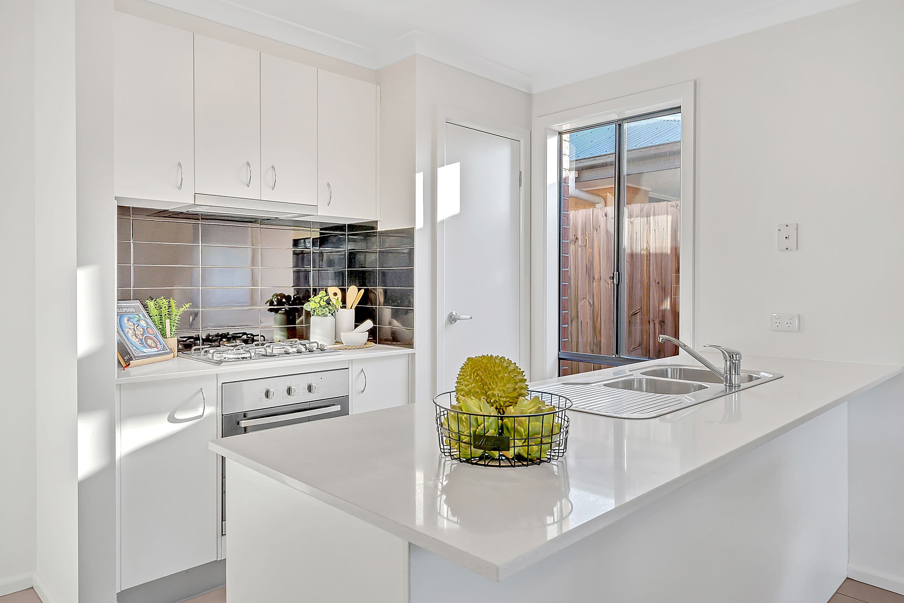 26 Kernan Court, Craigieburn VIC 3064, Craigieburn - Thumbnail 3