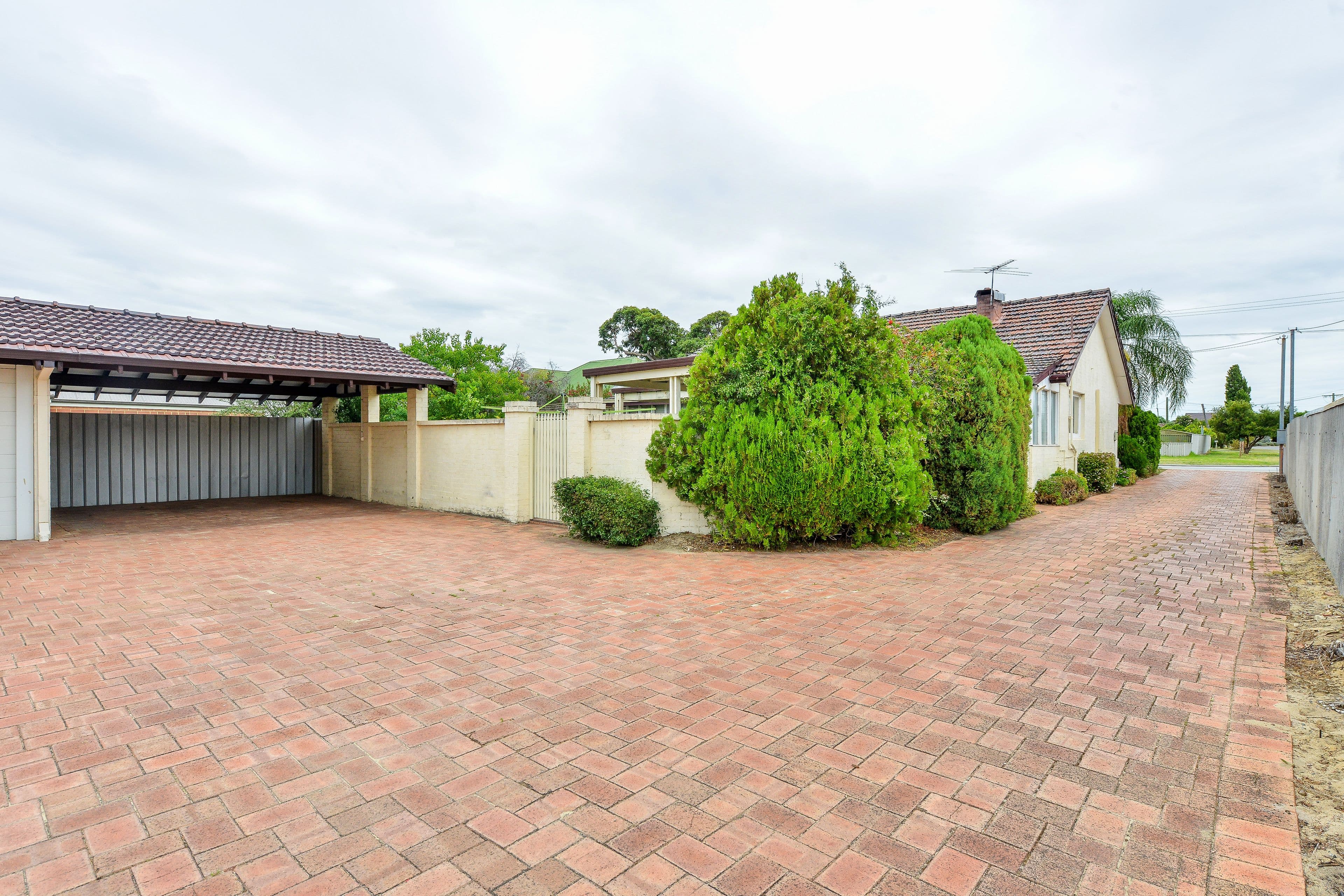 41 Mallard Way, Cannington WA 6107, Cannington - Thumbnail 4