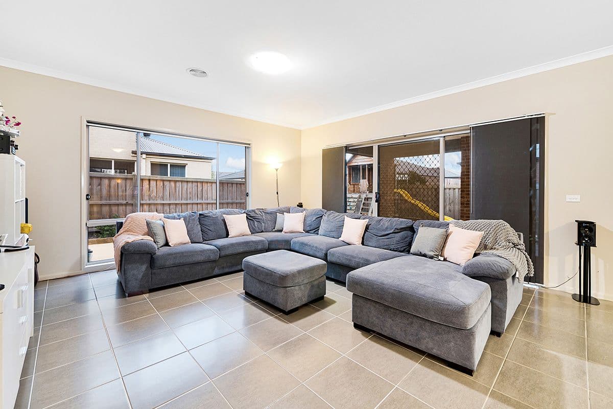 34 Bayley Place, Cranbourne West VIC 3977, Cranbourne West - Thumbnail 8