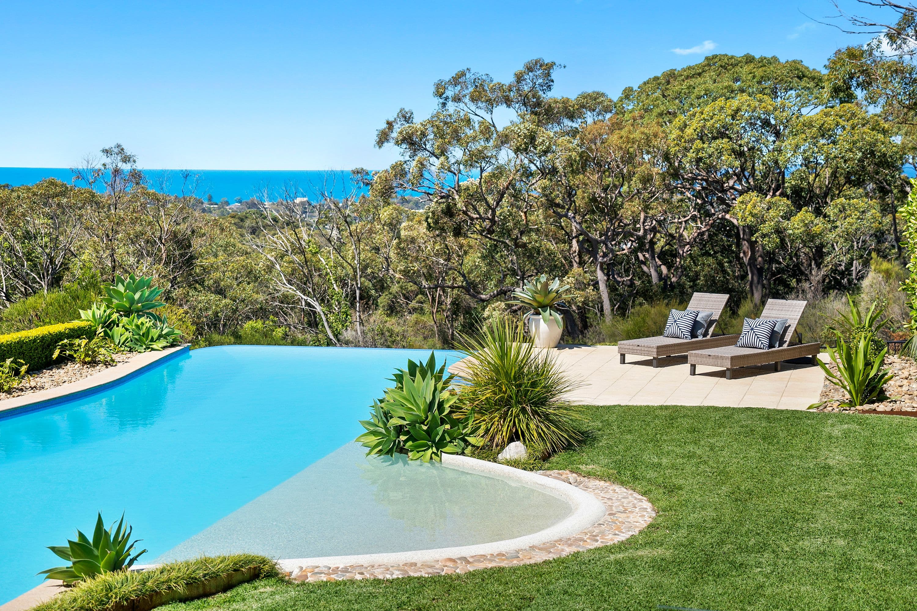 6 Ingleside Road, Ingleside - Thumbnail 3