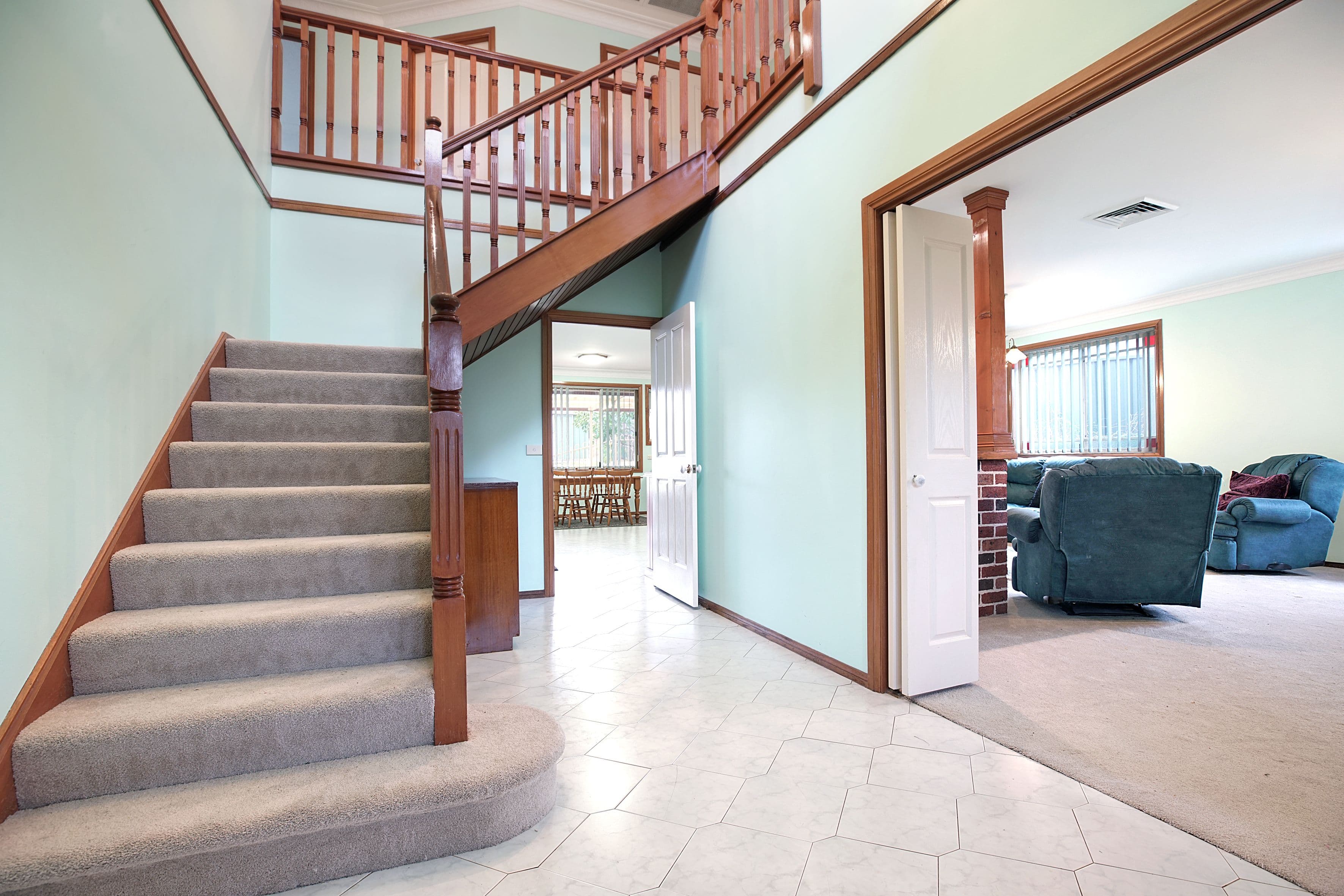 42 Womra Crescent, Glenmore Park - Thumbnail 6