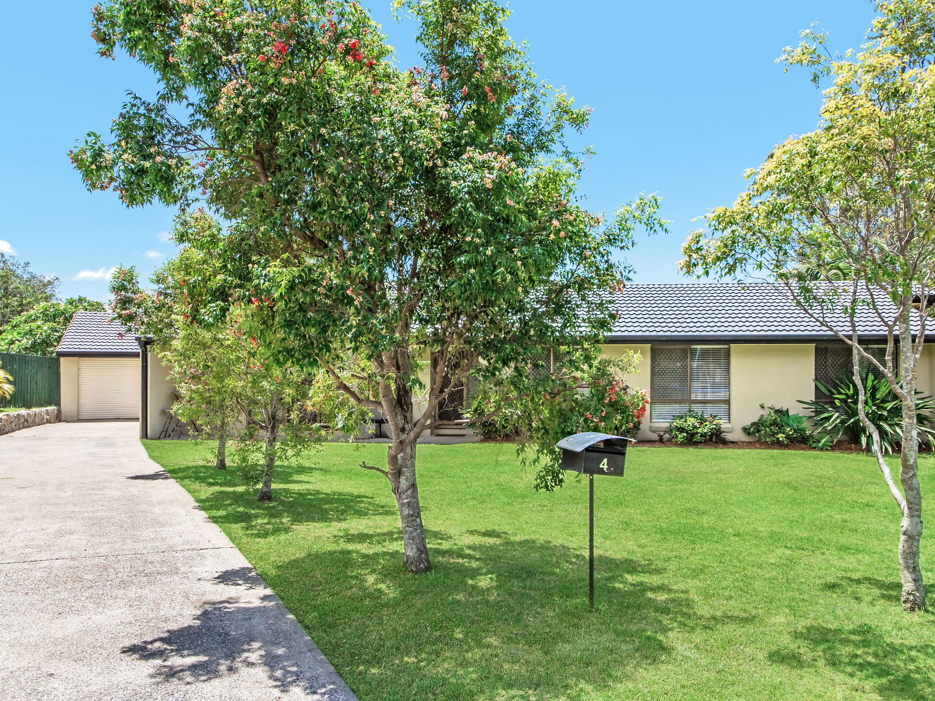 4 Burgundy Court, Highland Park QLD 4211, Highland Park - Image 1