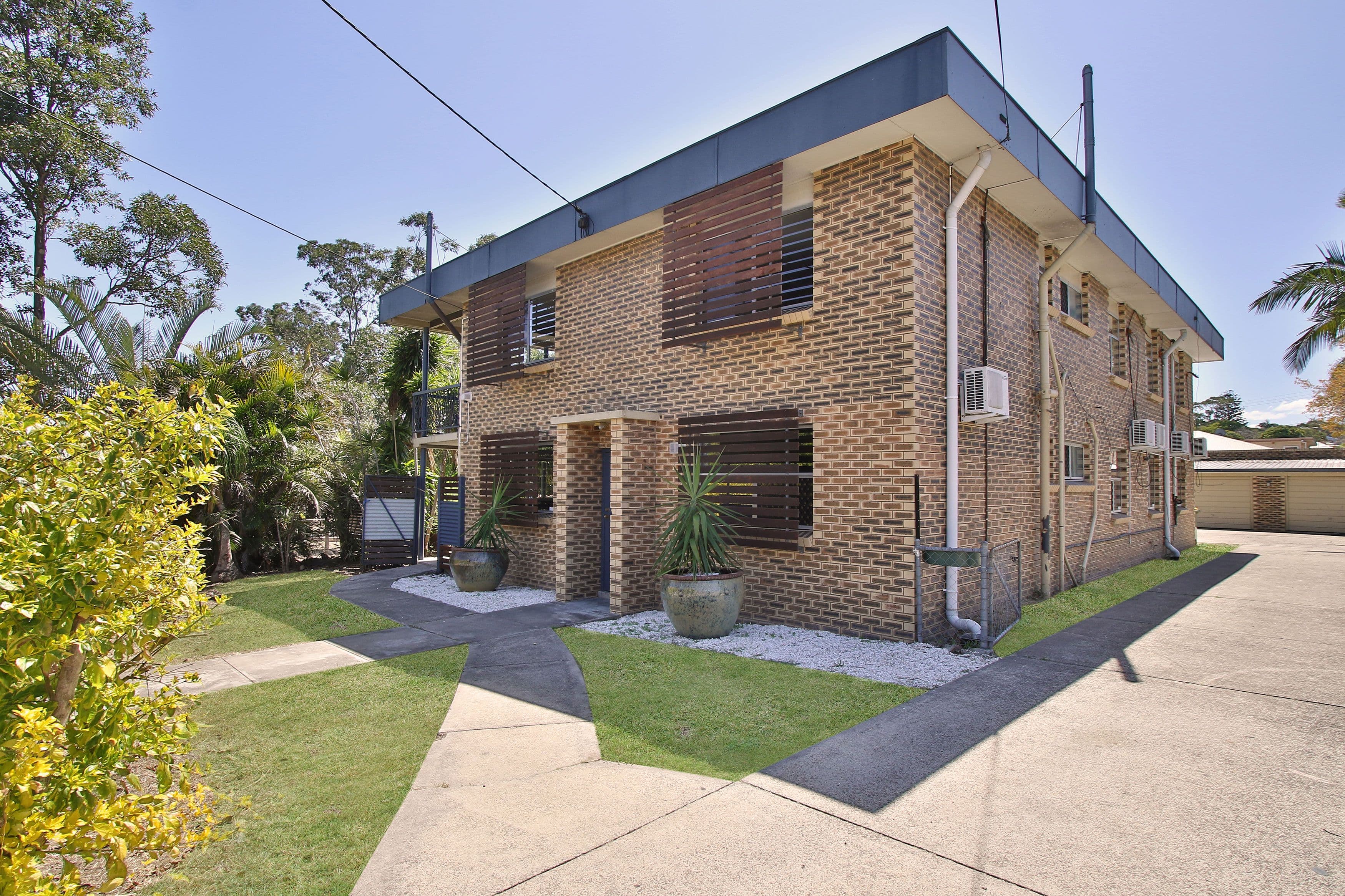 11 Rapur Street, Raceview QLD 4305, Raceview - Thumbnail 2