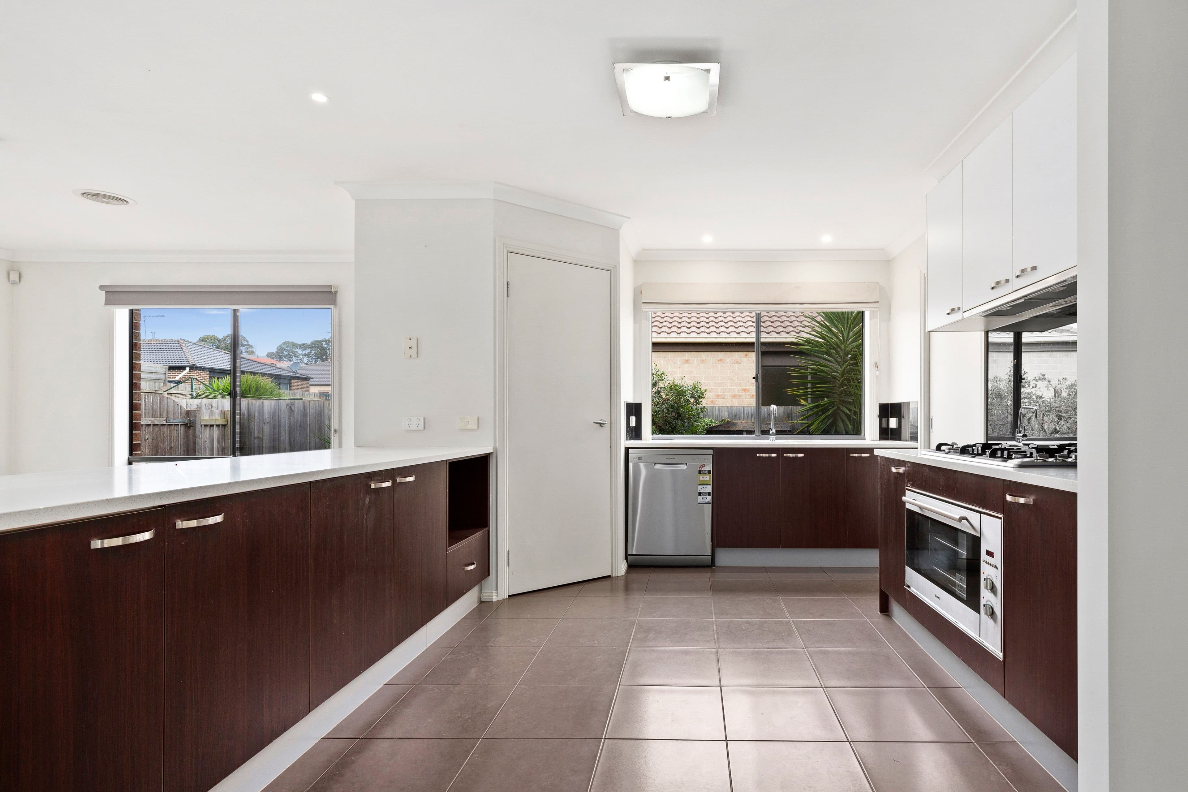 16 Clifford Drive, Drouin VIC 3818, Drouin - Thumbnail 8
