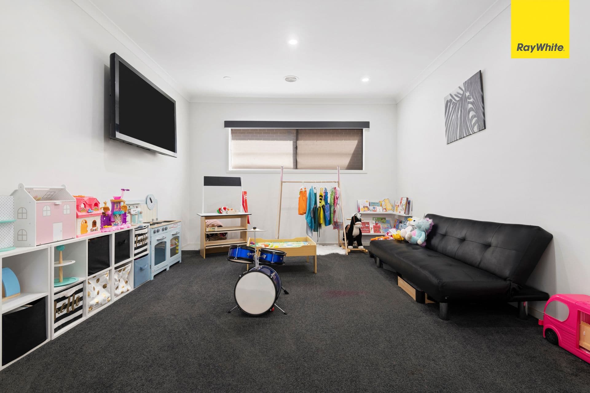11 Fenway Street, Strathtulloh VIC 3338, Strathtulloh - Thumbnail 6