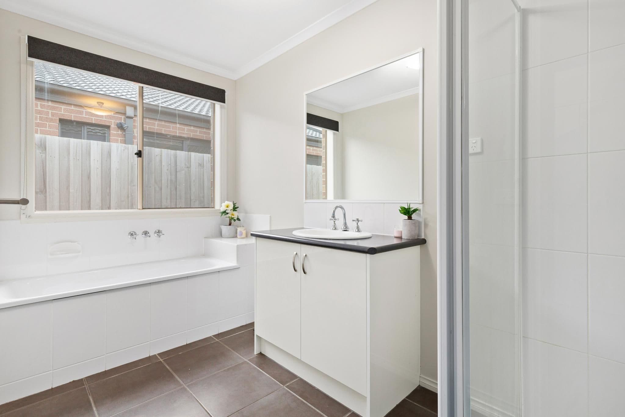 18 Weebill Way, Pakenham VIC 3810, Pakenham - Thumbnail 7