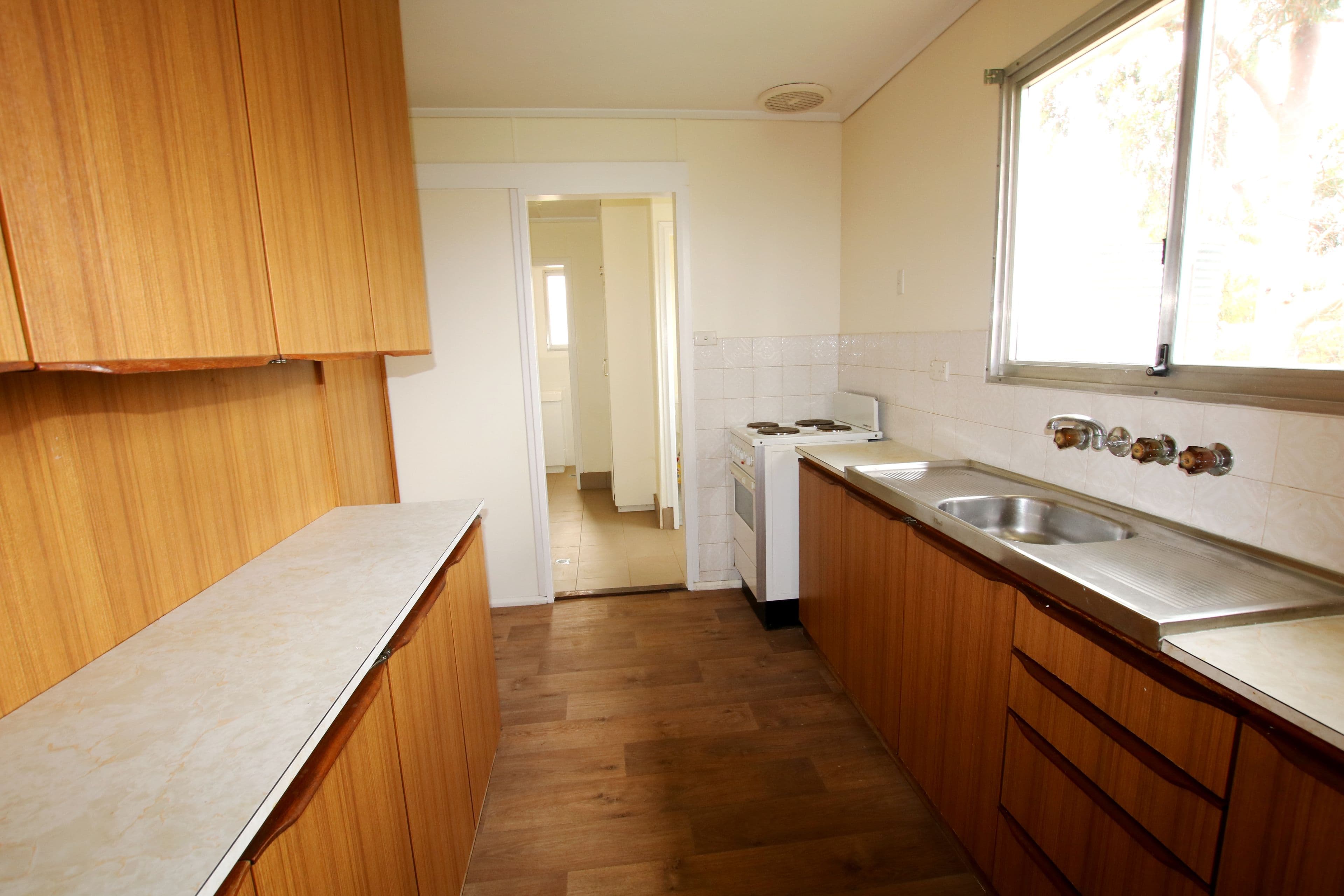 12 Loader Street, Berri SA 5343, Berri - Thumbnail 2