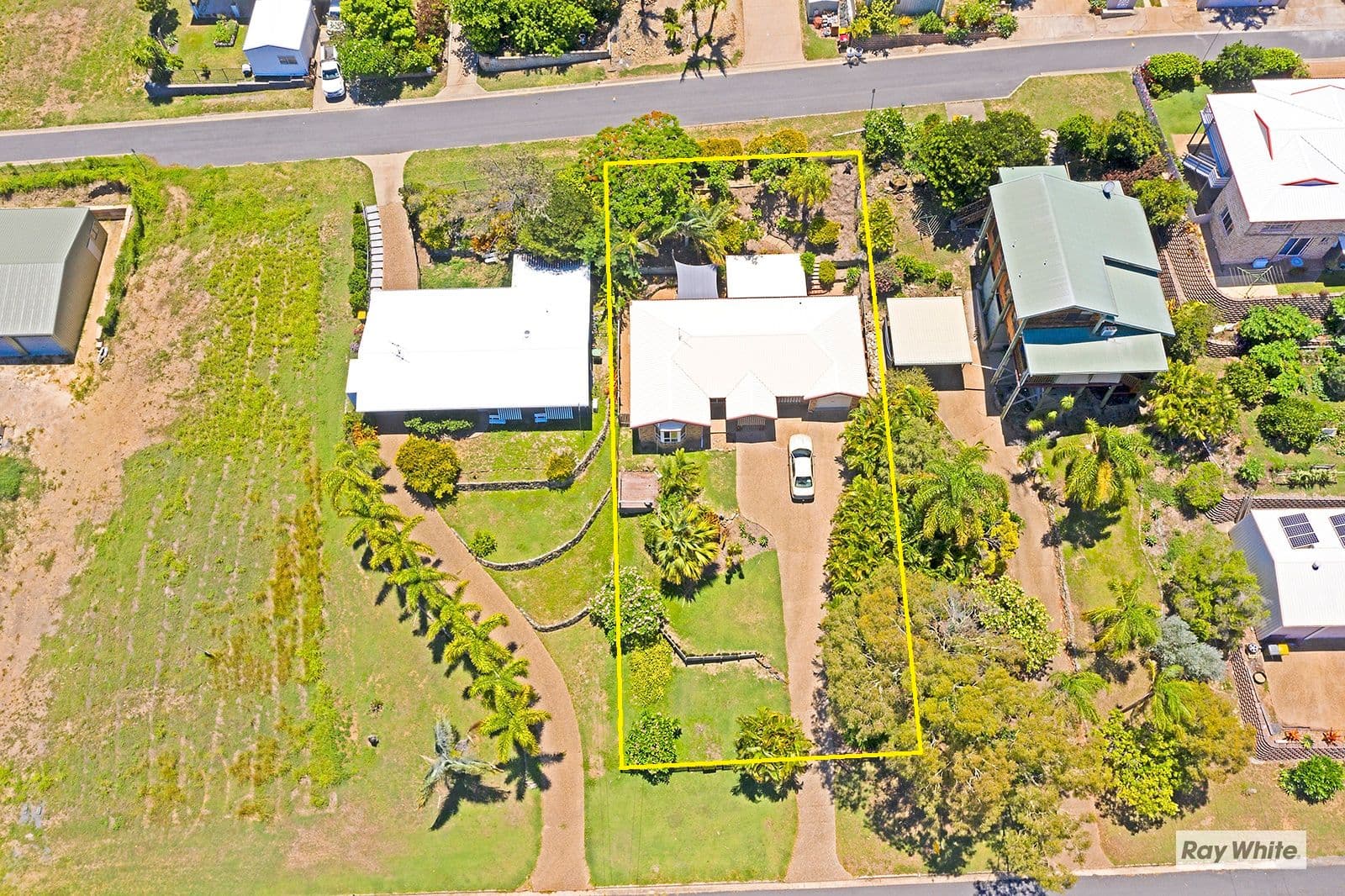 21 Larnach Street, Zilzie QLD 4710, Zilzie - Thumbnail 2