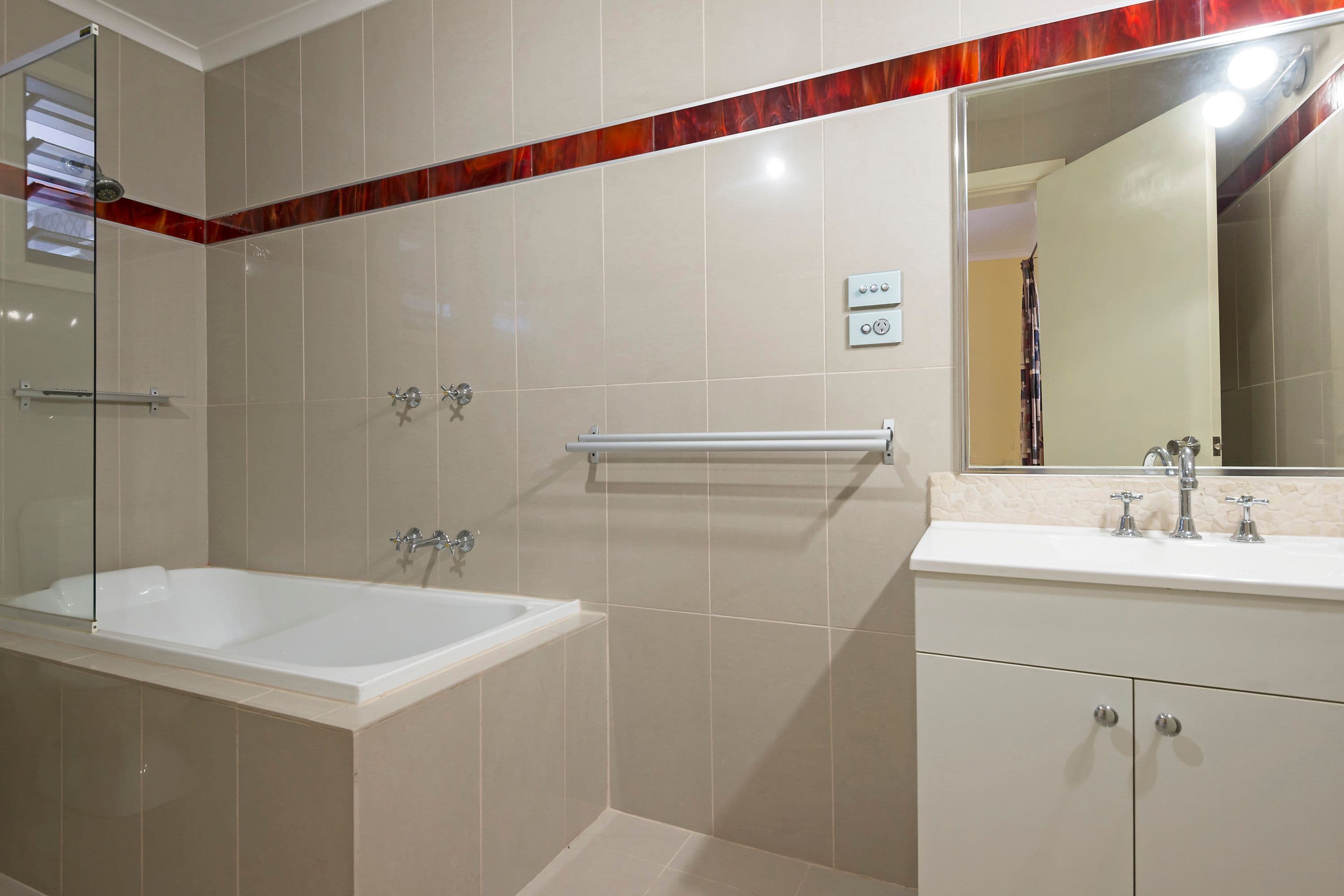 15 Bonaparte Street, Leanyer NT 0812, Leanyer - Thumbnail 5
