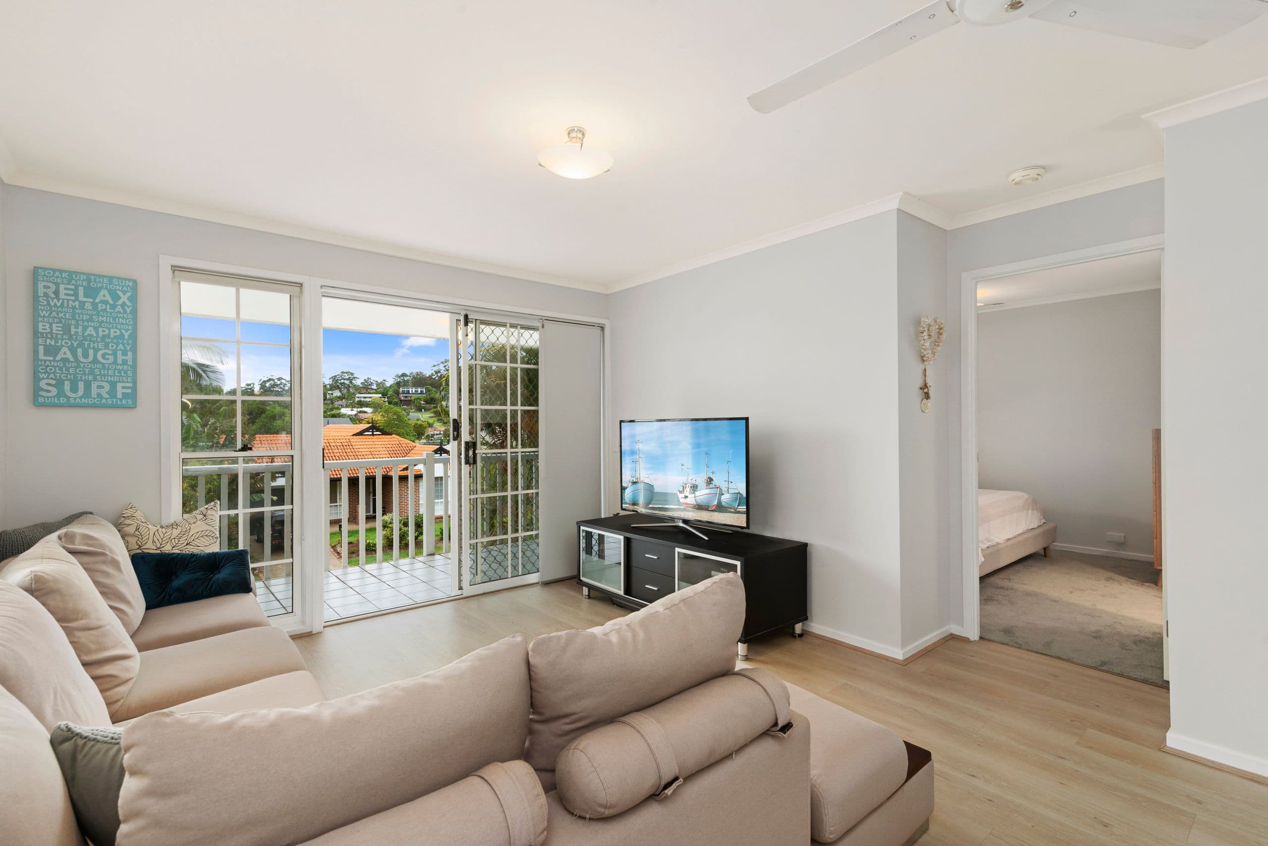 12B Waterdown Drive, Elanora QLD 4221, Elanora - Thumbnail 2