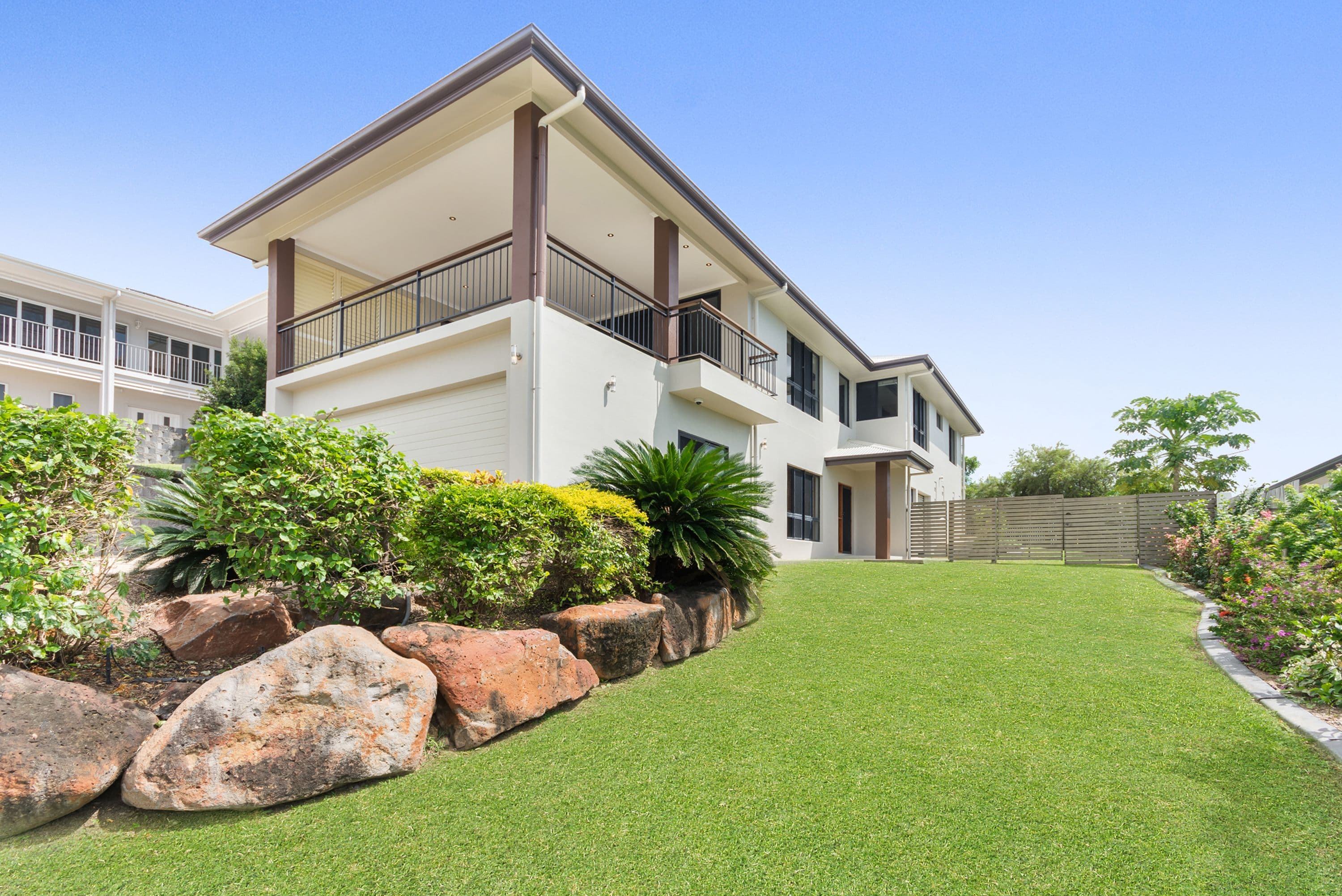 13 Palomar Court, Mount Louisa QLD 4814, Mount Louisa - Thumbnail 2