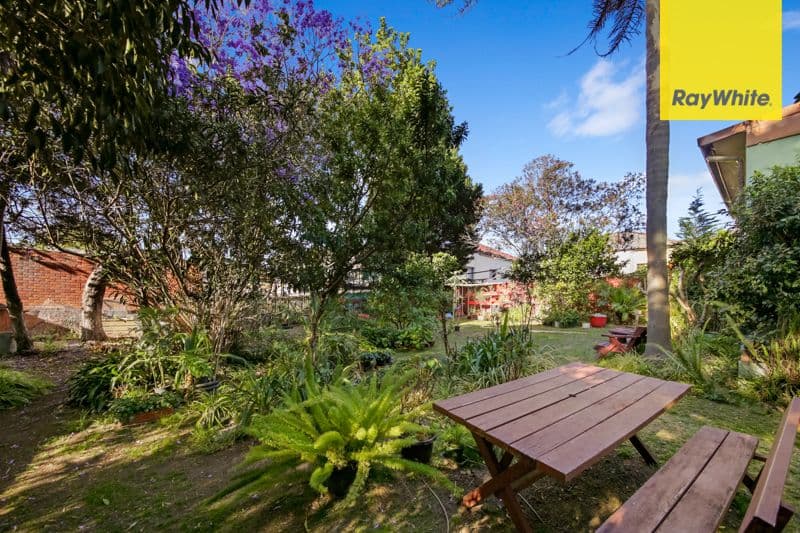 36 Lily Street, Burwood Heights - Thumbnail 2