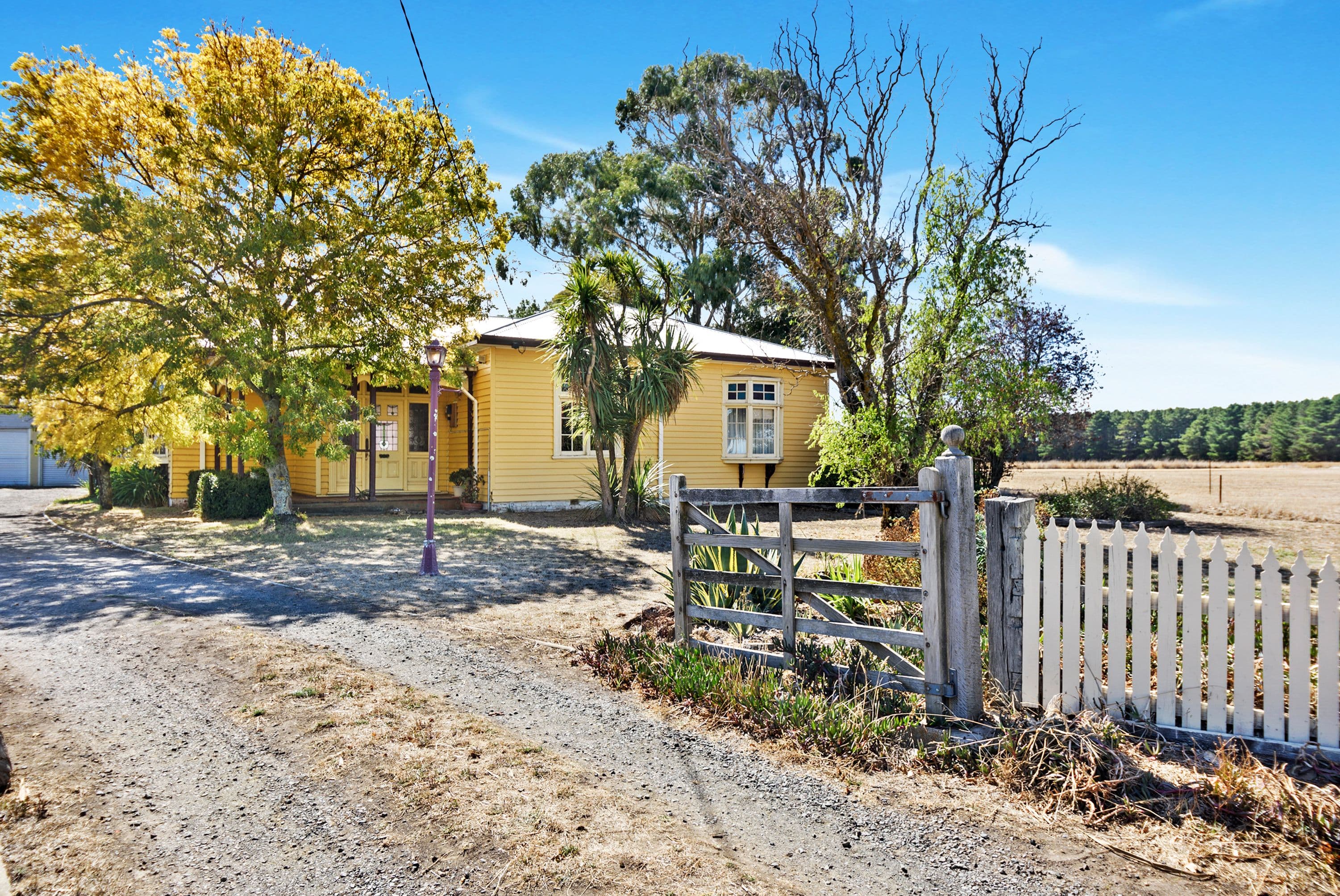17 Sharpes Road, Miners Rest VIC 3352, Miners Rest - Image 1
