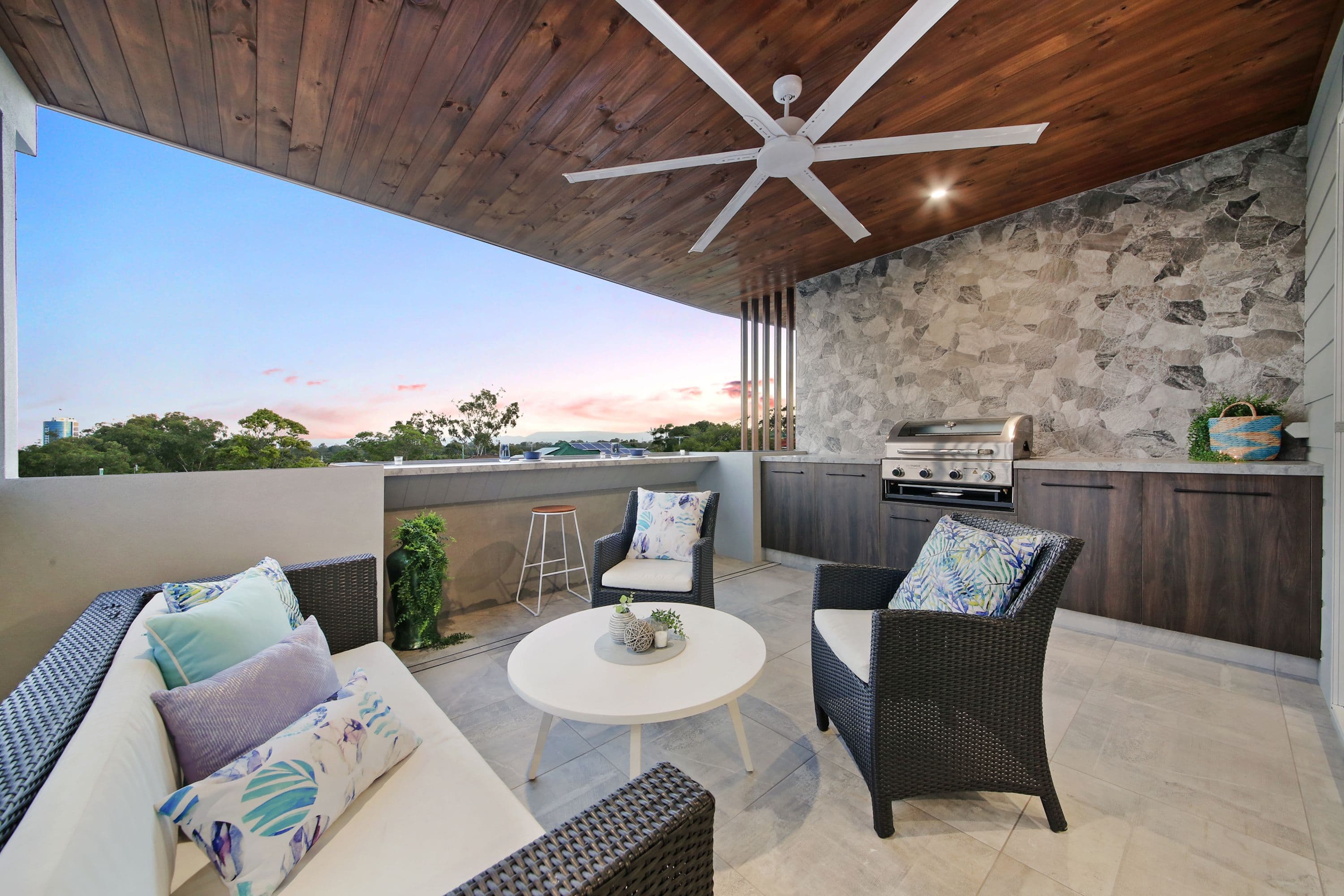 15 Deauville Drive, Southport QLD 4215, Southport - Thumbnail 6