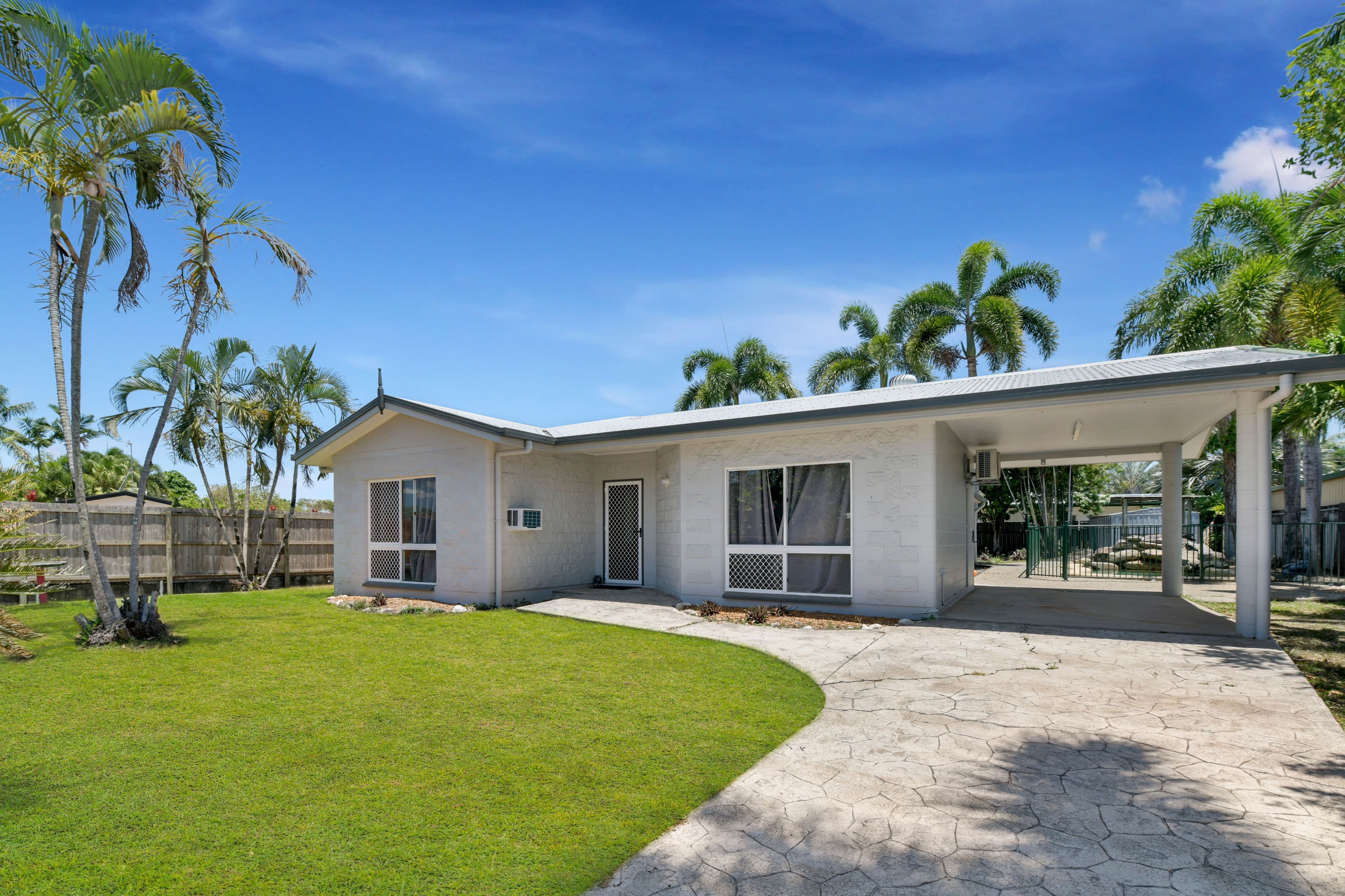 9 McRobbs Close, Edmonton QLD 4869, Edmonton - Thumbnail 2