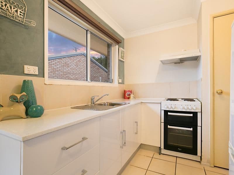 52 Dennis Road, Springwood QLD 4127, Springwood - Thumbnail 5