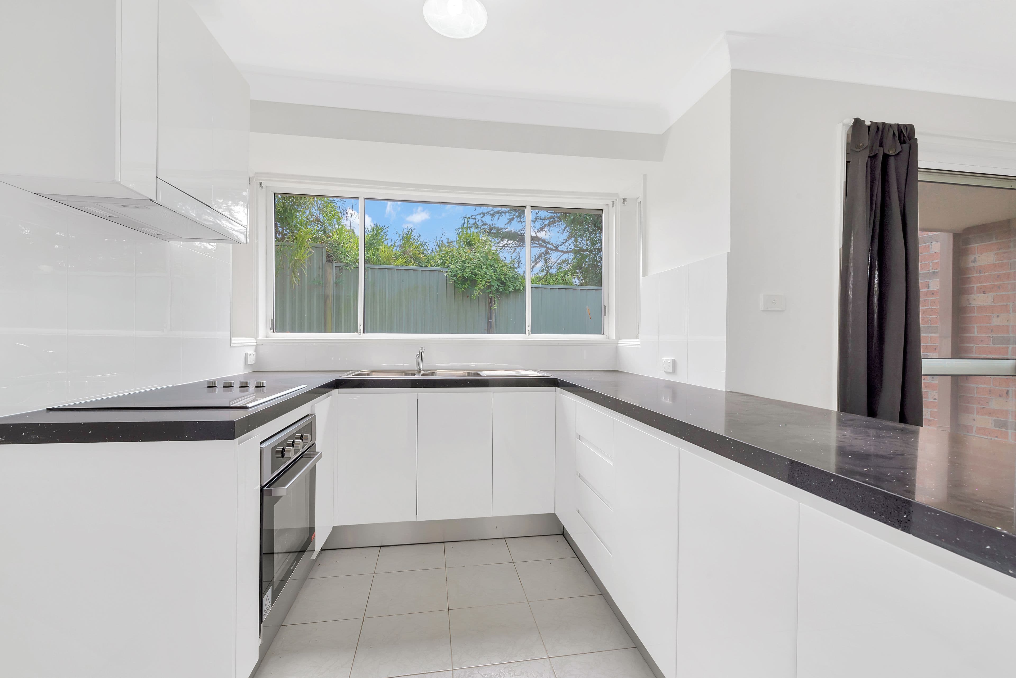 11/15-17 Hart Drive, Constitution Hill NSW 2145, Constitution Hill - Image 1