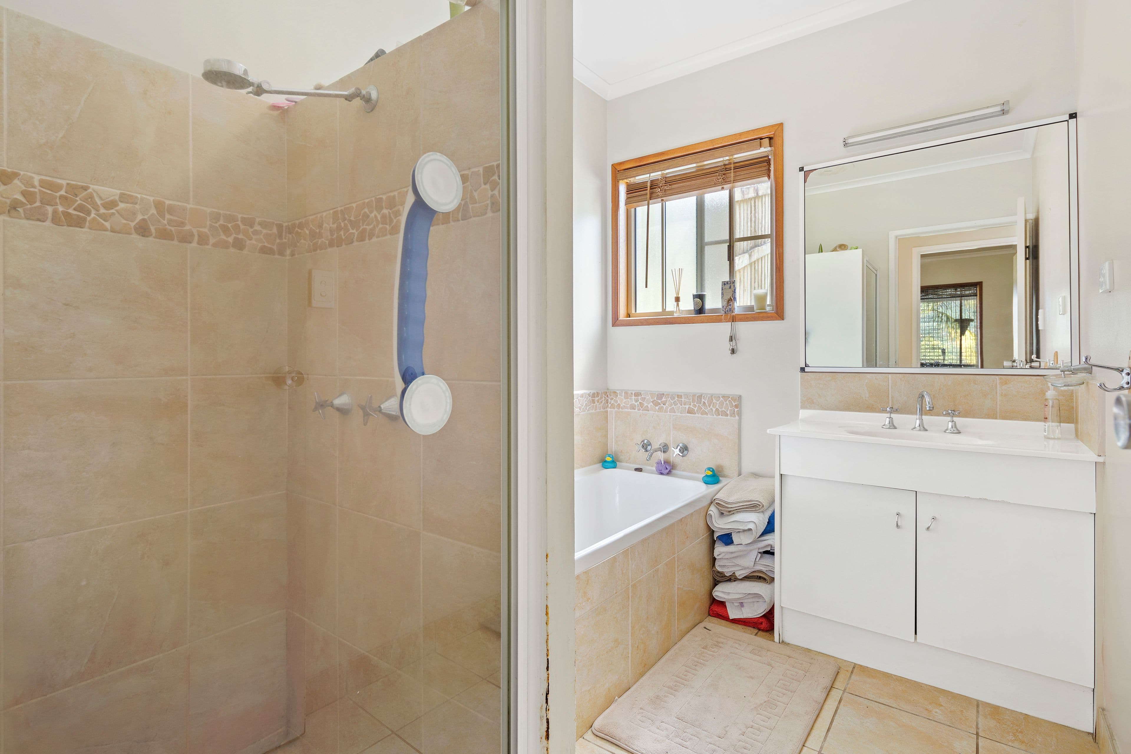 56 Country Road, Cannonvale QLD 4802, Cannonvale - Thumbnail 8