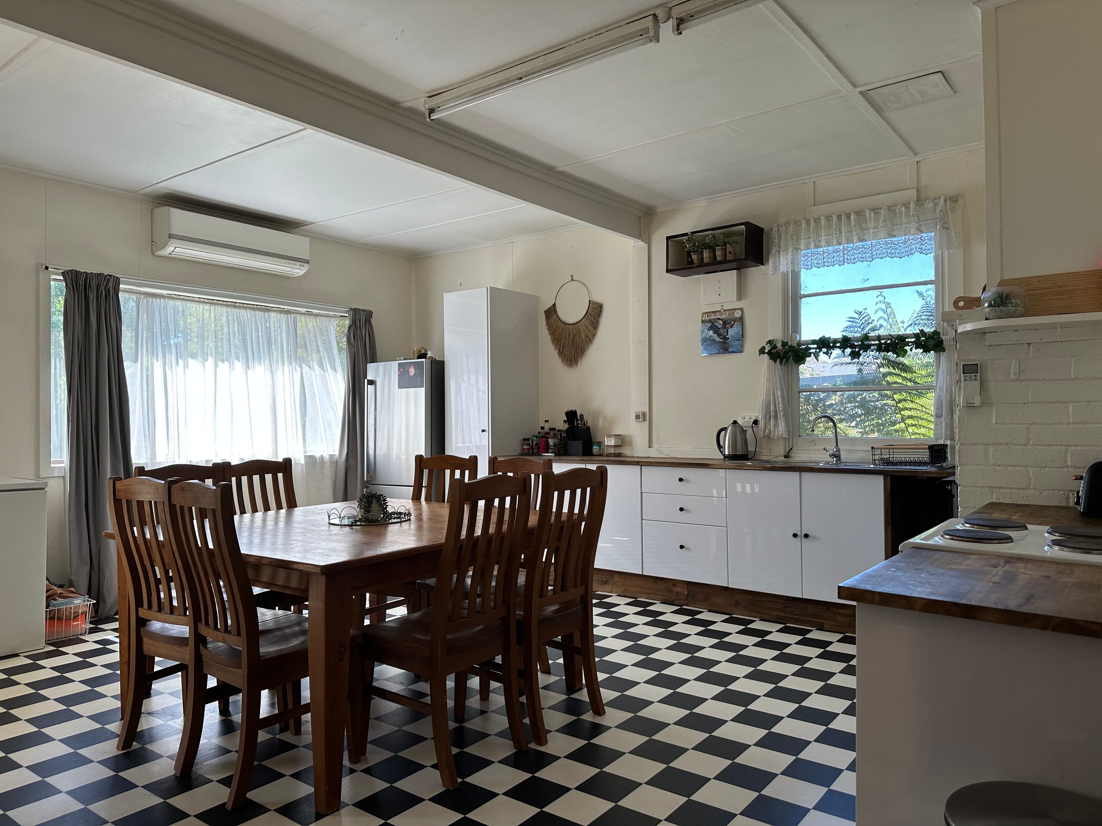 16 Pine Street, North Ipswich QLD 4305, North Ipswich - Thumbnail 4