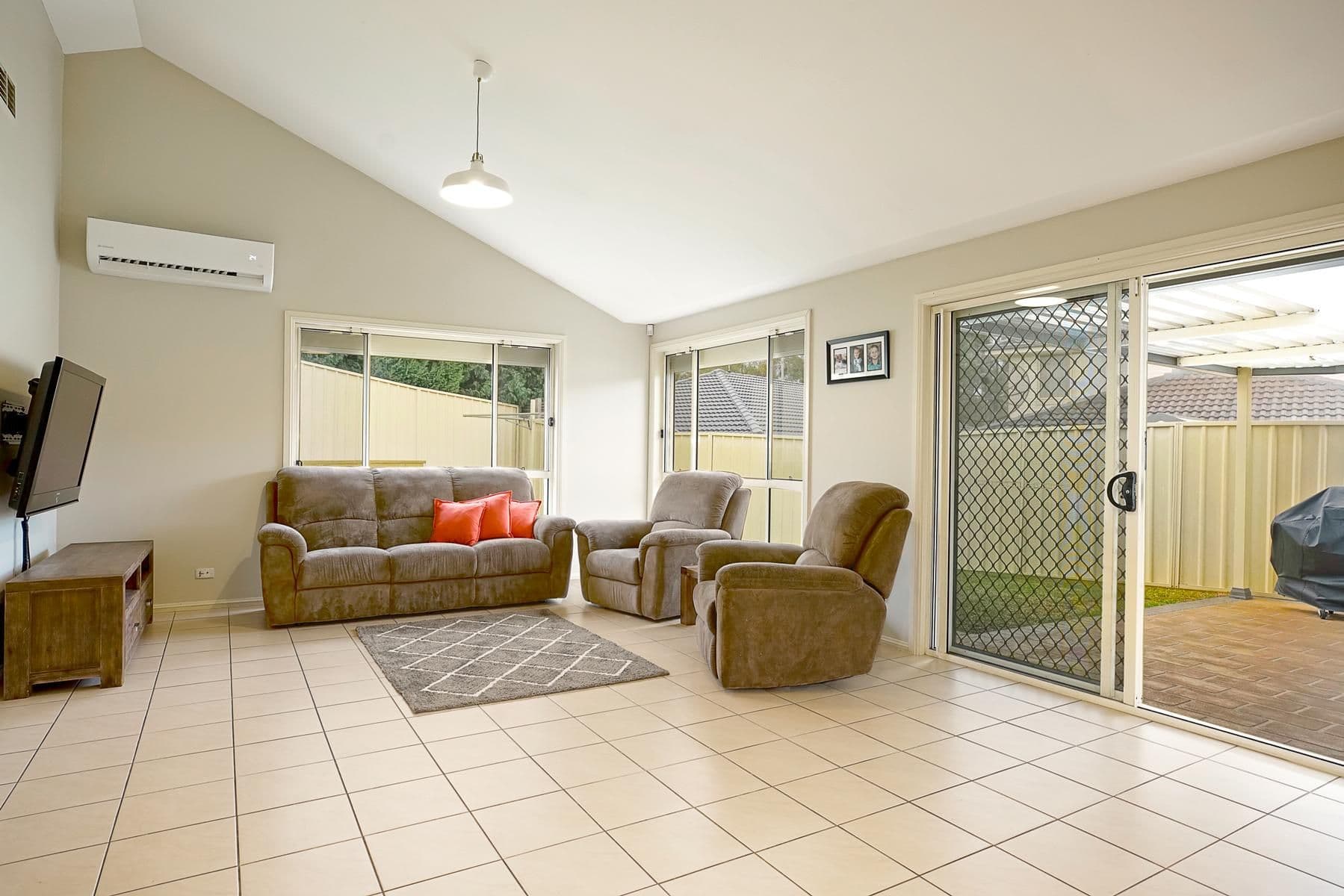 16 Wallan Avenue, Glenmore Park - Thumbnail 4