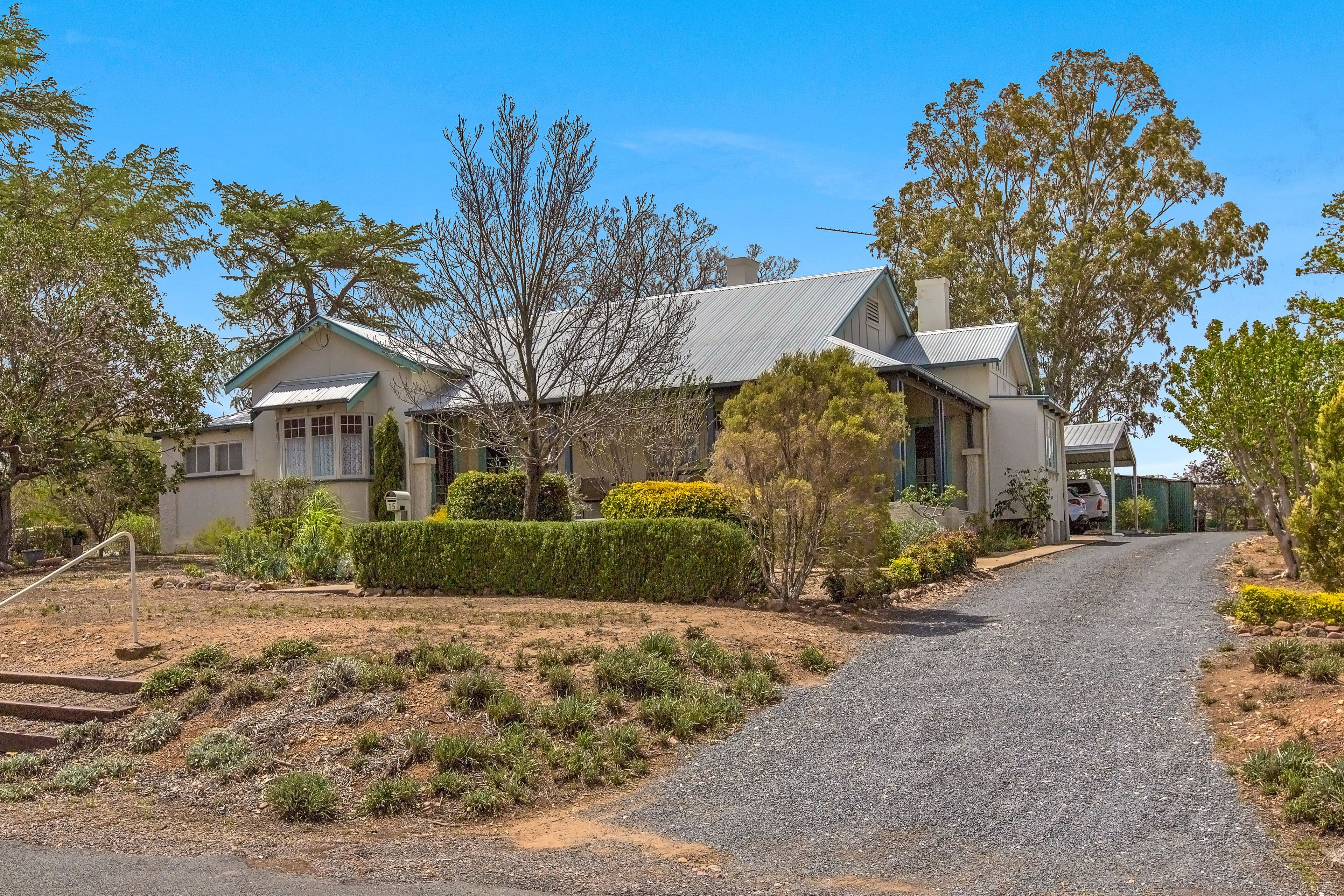 15 Manilla Street, Manilla - Image 1