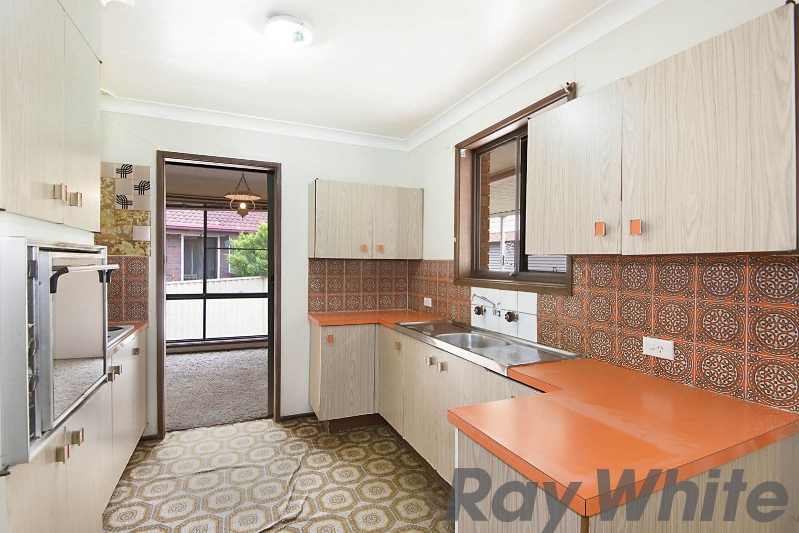 11 Kolodong Drive, Quakers Hill - Thumbnail 4