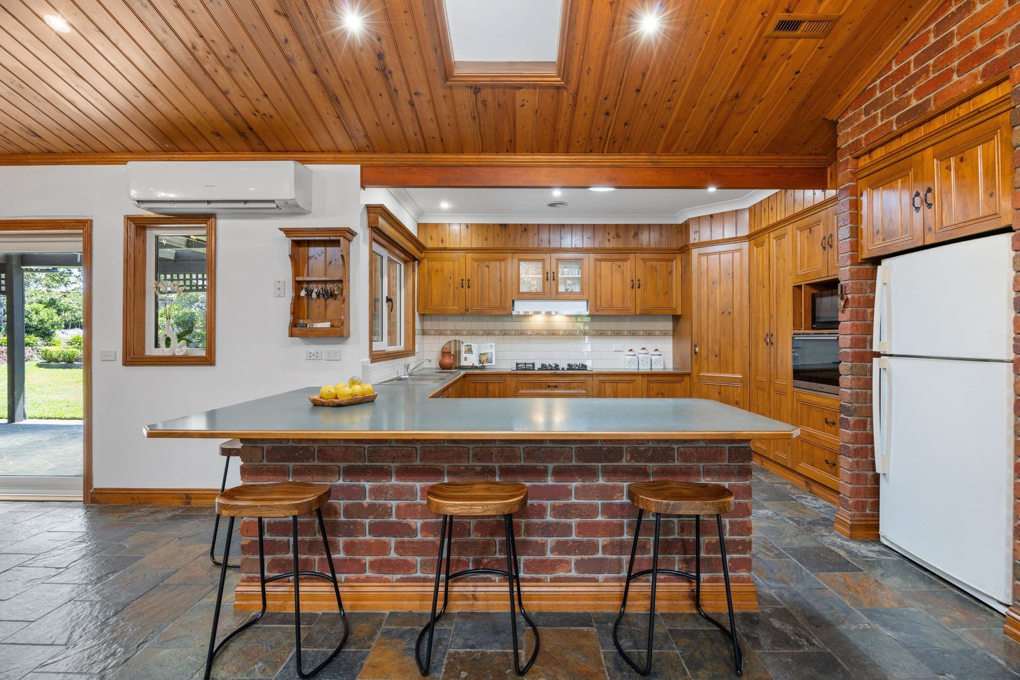 11 Dryden Court, Berwick VIC 3806, Berwick - Thumbnail 5
