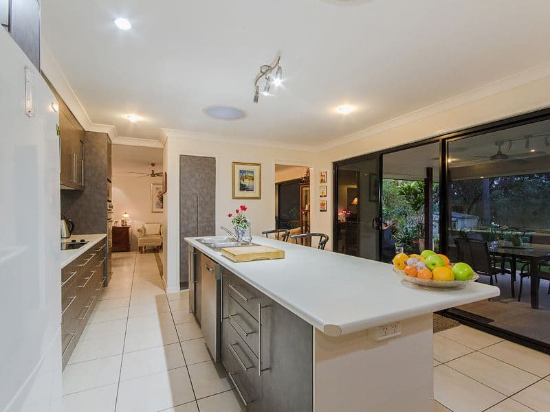 35 Walter Court, Wongawallan QLD 4210, Wongawallan - Thumbnail 6