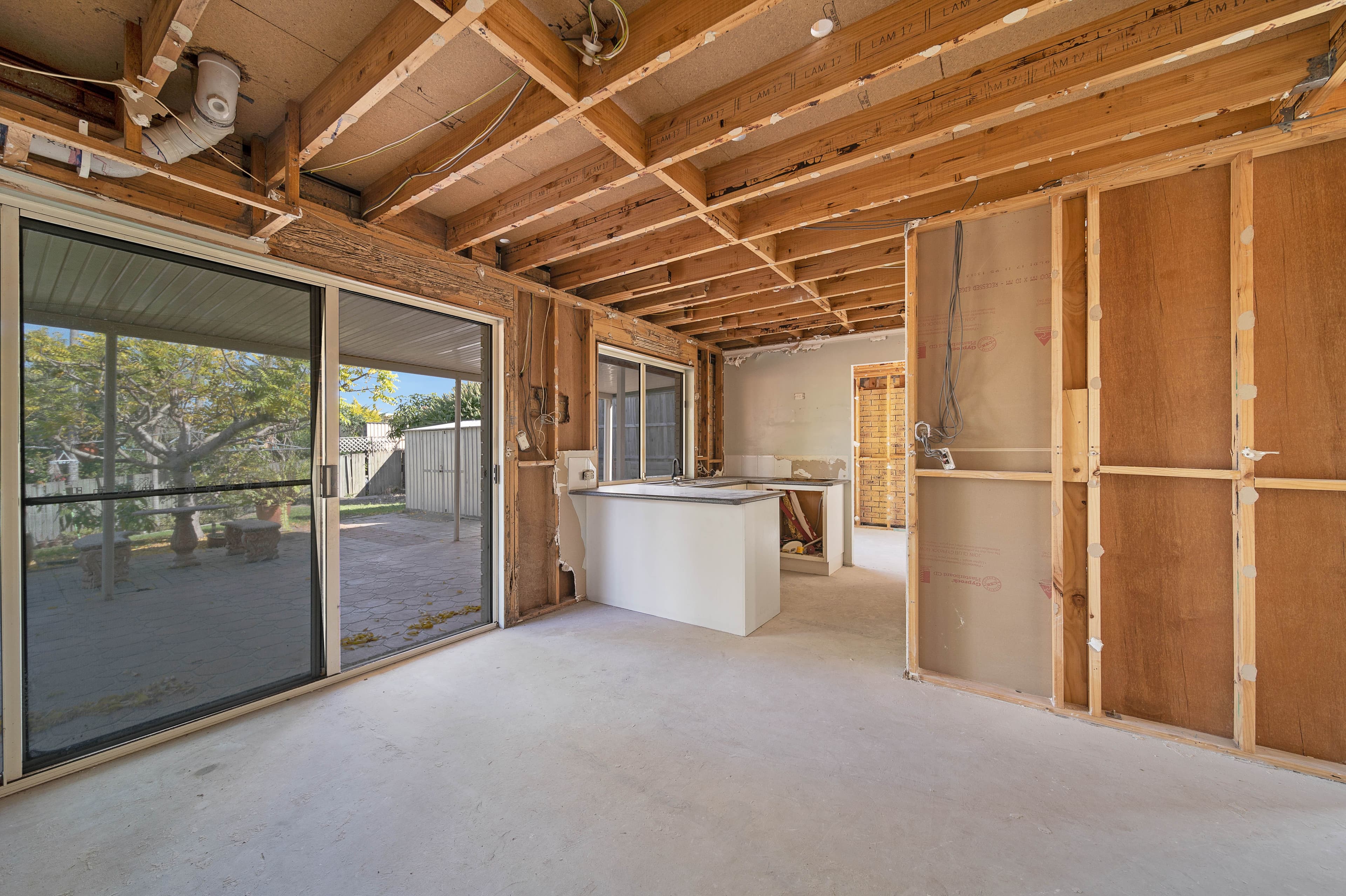 8 Rosella Street, Loganlea QLD 4131, Loganlea - Thumbnail 4
